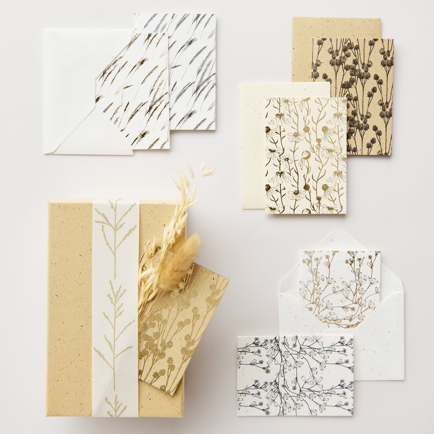 Paper Poetry Kartenset A7/C7 In the Meadow 16-teilig von Rico Design