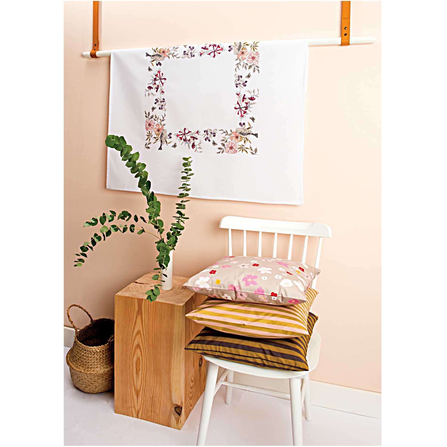 Stickpackung Tischdecke Vogel 90x90cm