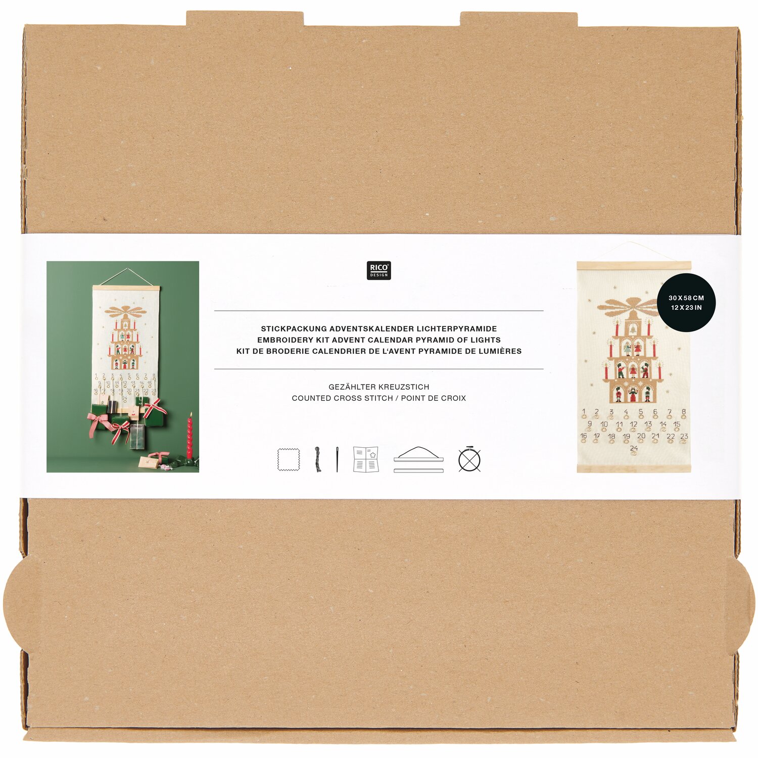 Stickpackung Adventskalender Lichterpyramide 30x56cm von Rico Design Stickpackung Adventskalender Lichterpyramide von Rico Design, zeigt eine dekorative Stickvorlage auf Kartonverpackung, ideal für weihnachtliche Handarbeiten.