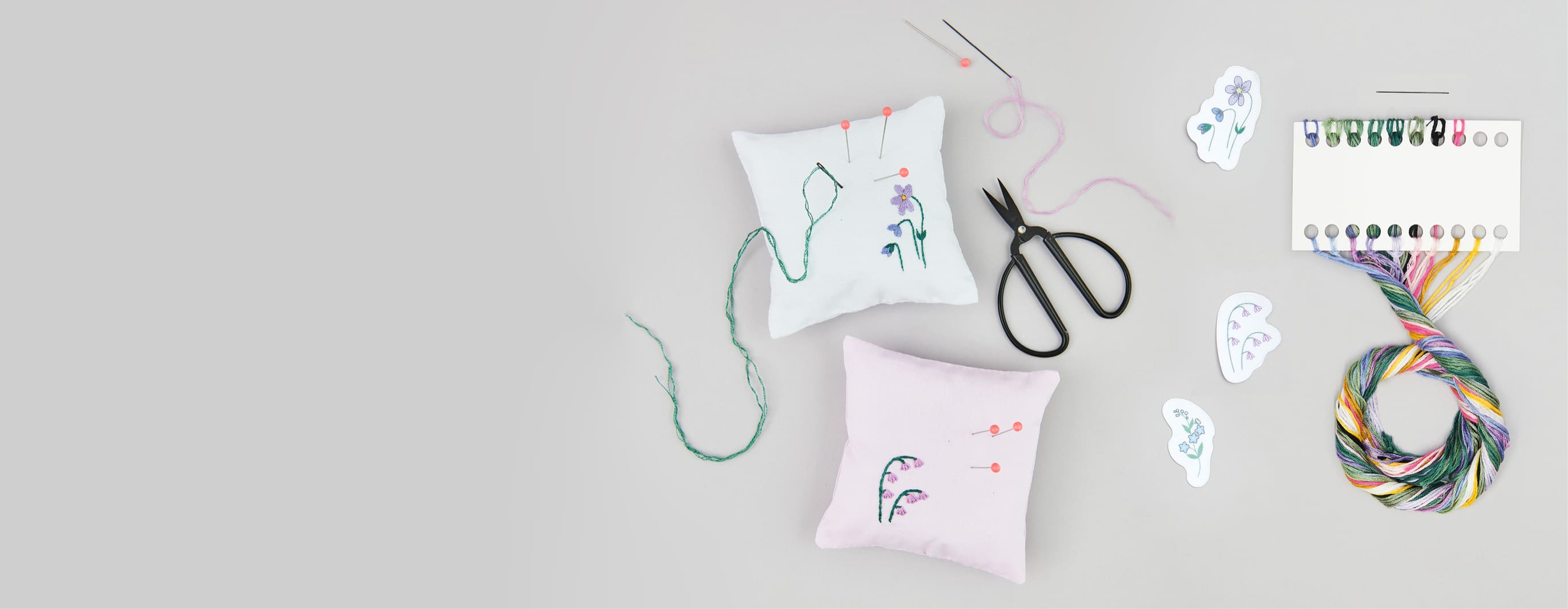 Stickzubehör und florale Stickereien mit Stick and Stitch