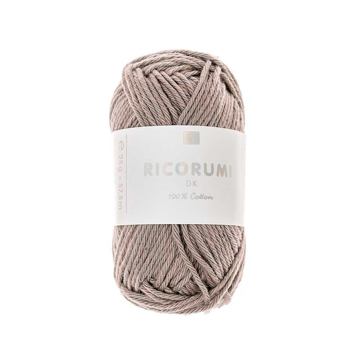 Creative Ricorumi dk: Ein graues Garnknäuel von Rico Design, 25g, ideal für kreative Strickprojekte.