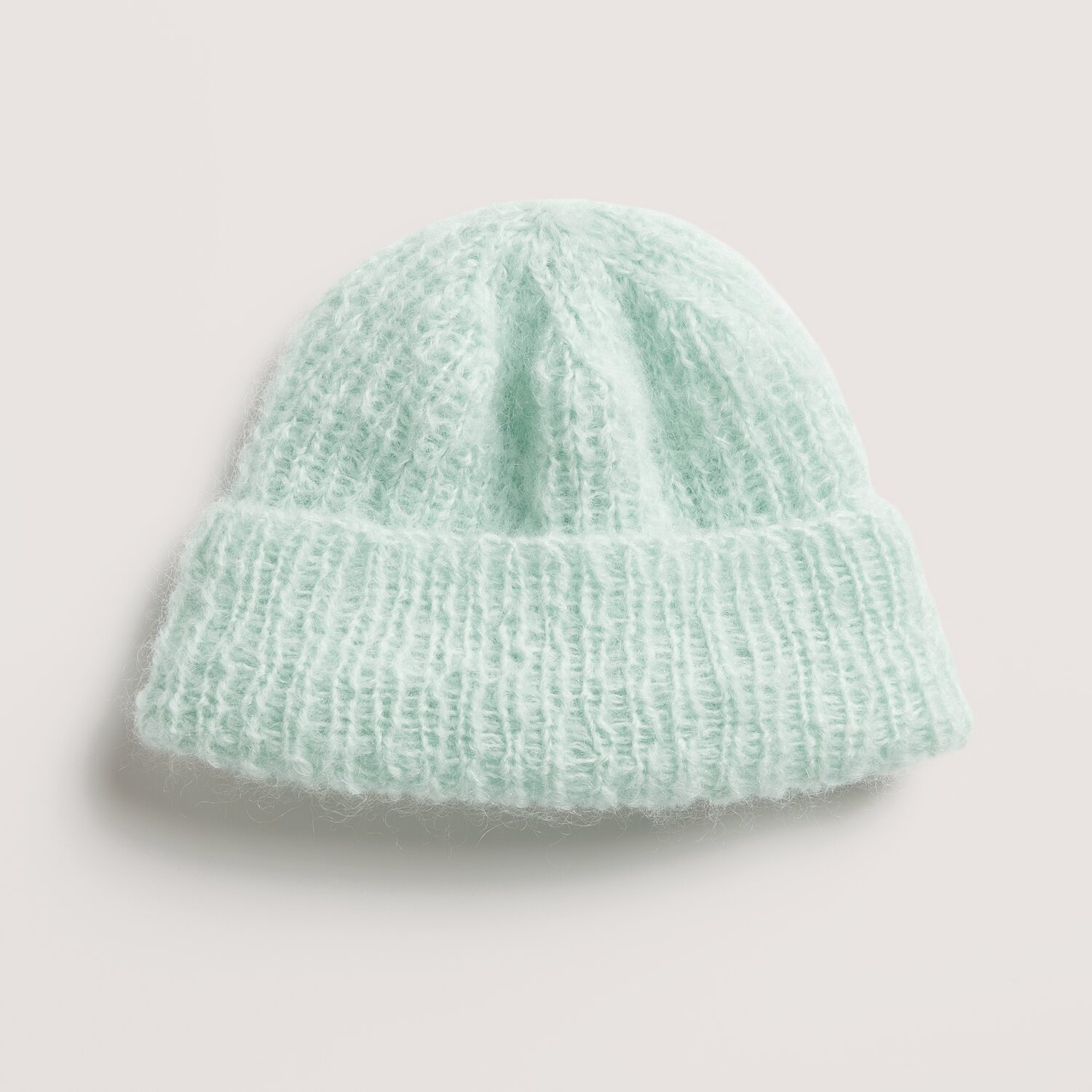 Made by Me No. 21 Herbst-Winter Sprachauswahl deutsch von Rico Design Made by Me No. 21 Herbst-Winter Mütze in Mint aus Mohair Merino Chunky, ideal für kalte Tage.