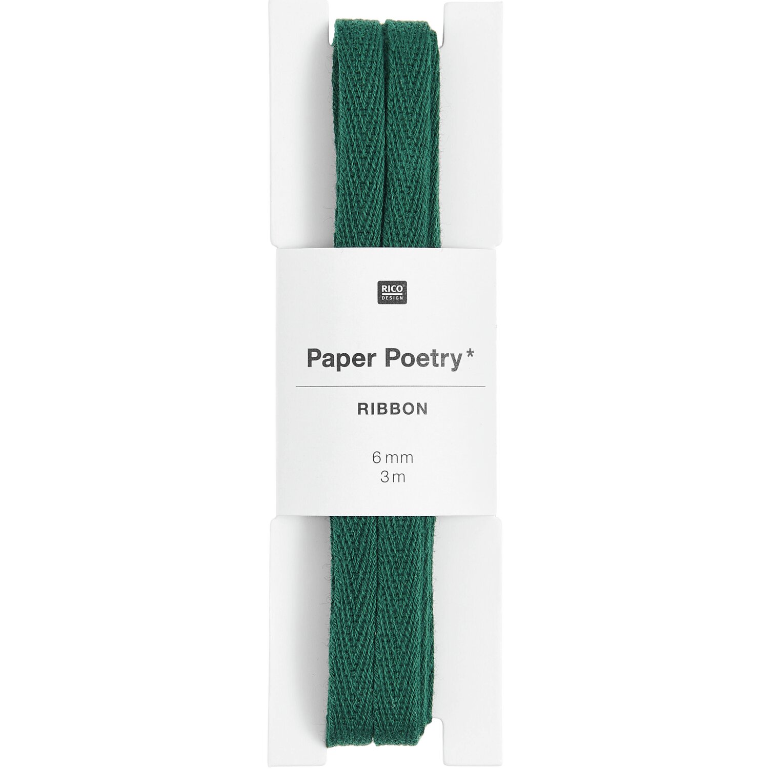 Paper Poetry Baumwollband in Grün von Rico Design, 6 mm breit, 3 m lang, auf weißem Hintergrund.