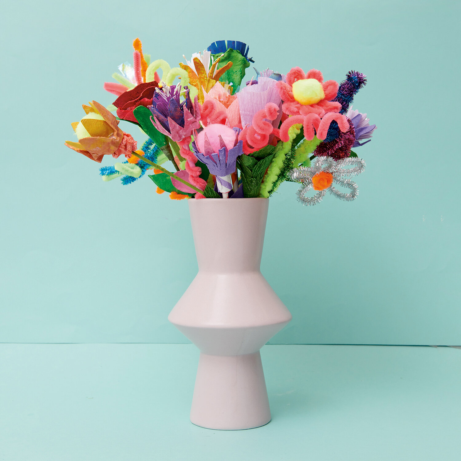 Bastelanleitung Blumen aus Eierkarton von Rico Design