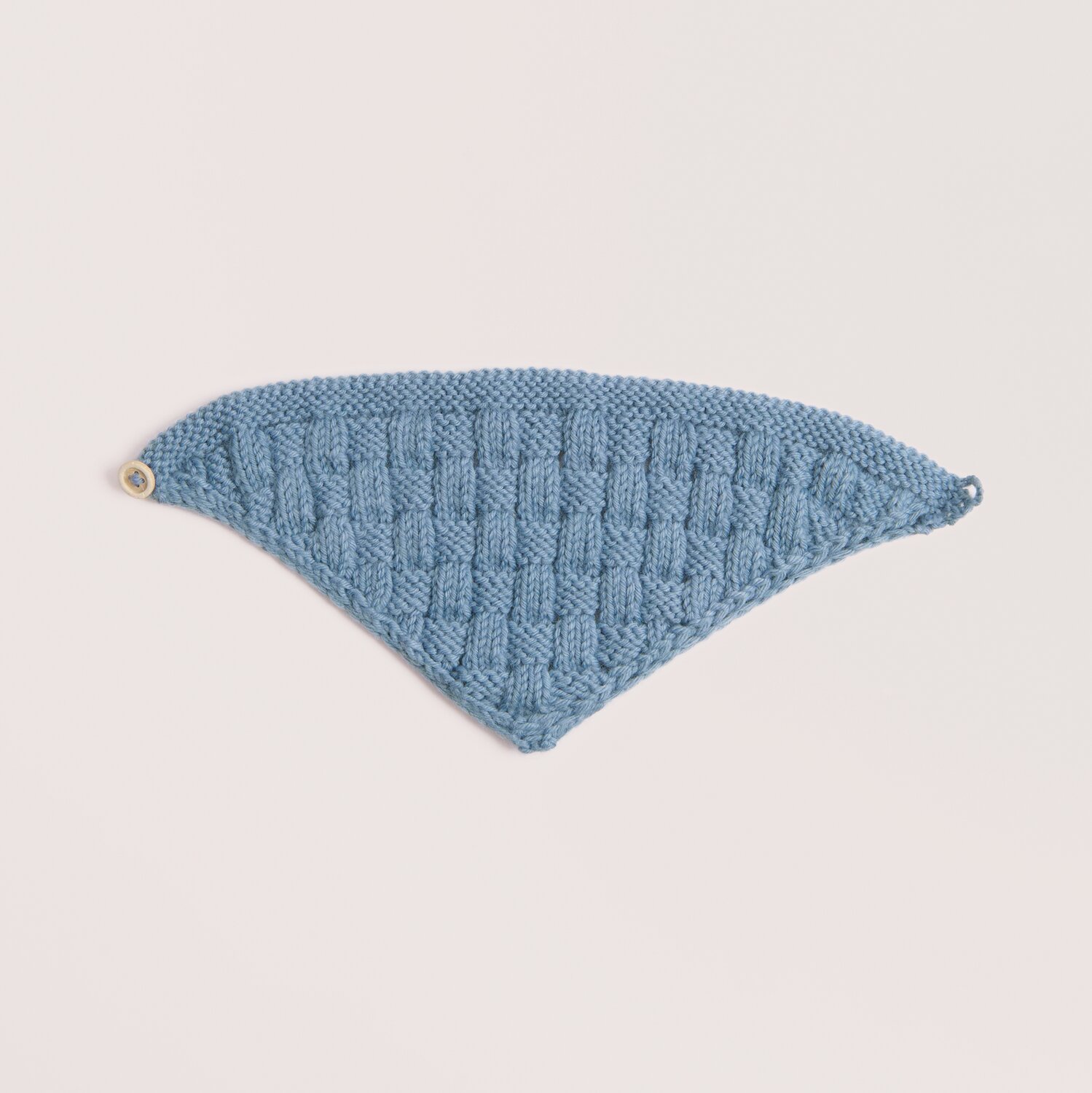 Rico Baby 044 Rico Baby Dream dk uni - A Luxury Touch, gestricktes Dreieckstuch in rauchblauer Wolle von Rico Design, Strukturmuster, 50g 115m