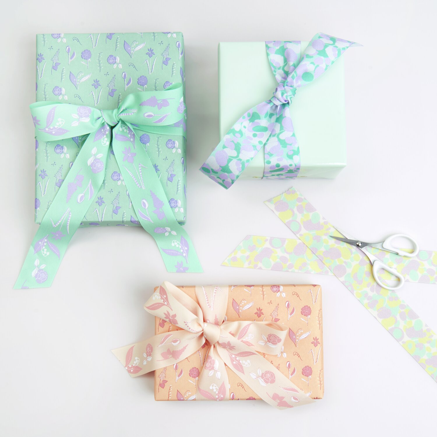 Paper Poetry Taftband Wolken/Hase 38mmx3m von Rico Design