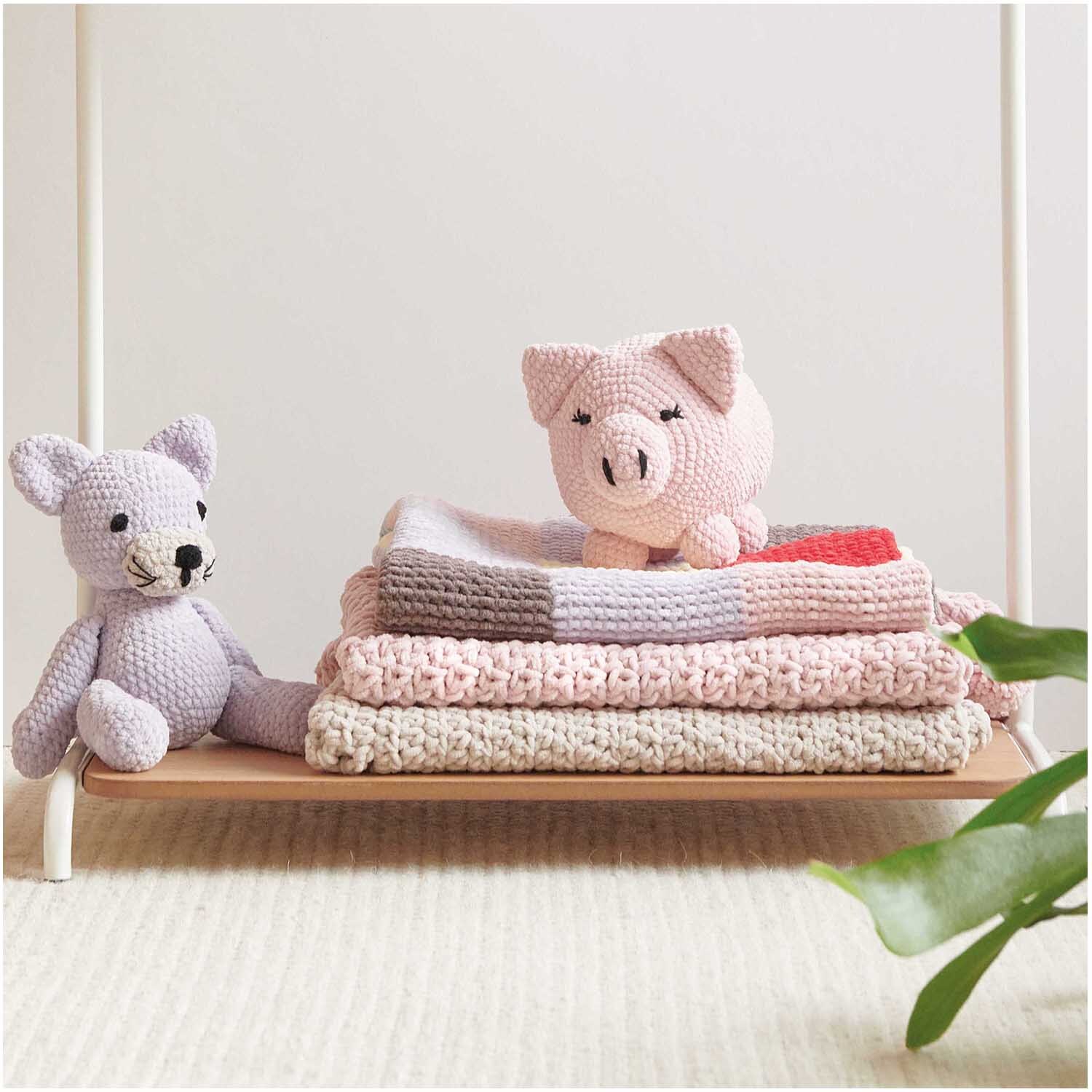 Häkelset Schweinchen Modell 13 aus Baby Chenillove