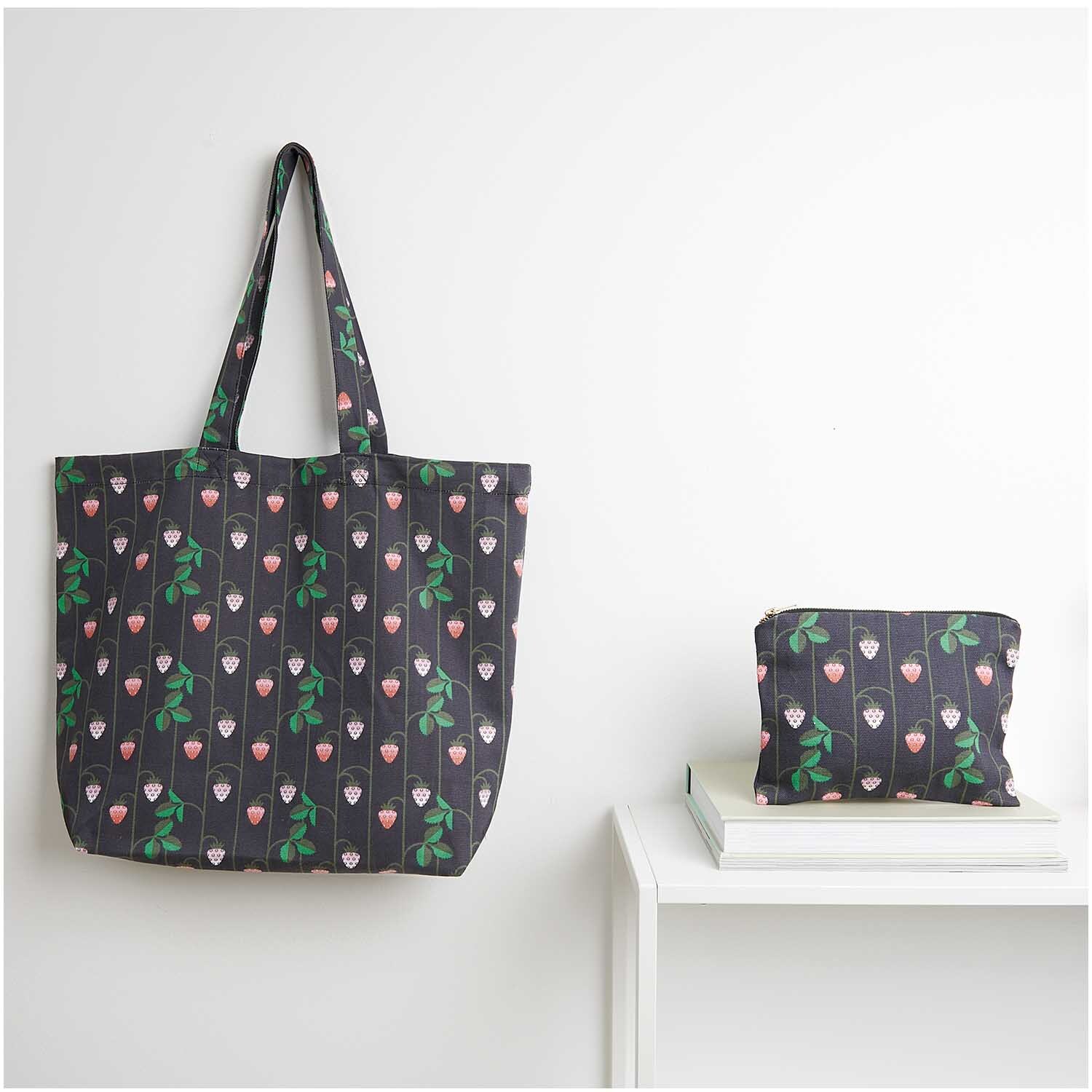 Canvas-Shopper Erdbeeren blau Canvas-Shopper Erdbeeren blau