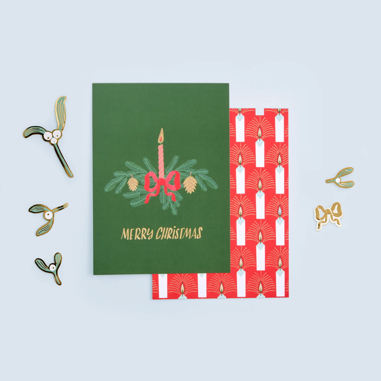 Weihnachtskarten mit Kerzenmotiven Lieben auf hellblauem Hintergrund