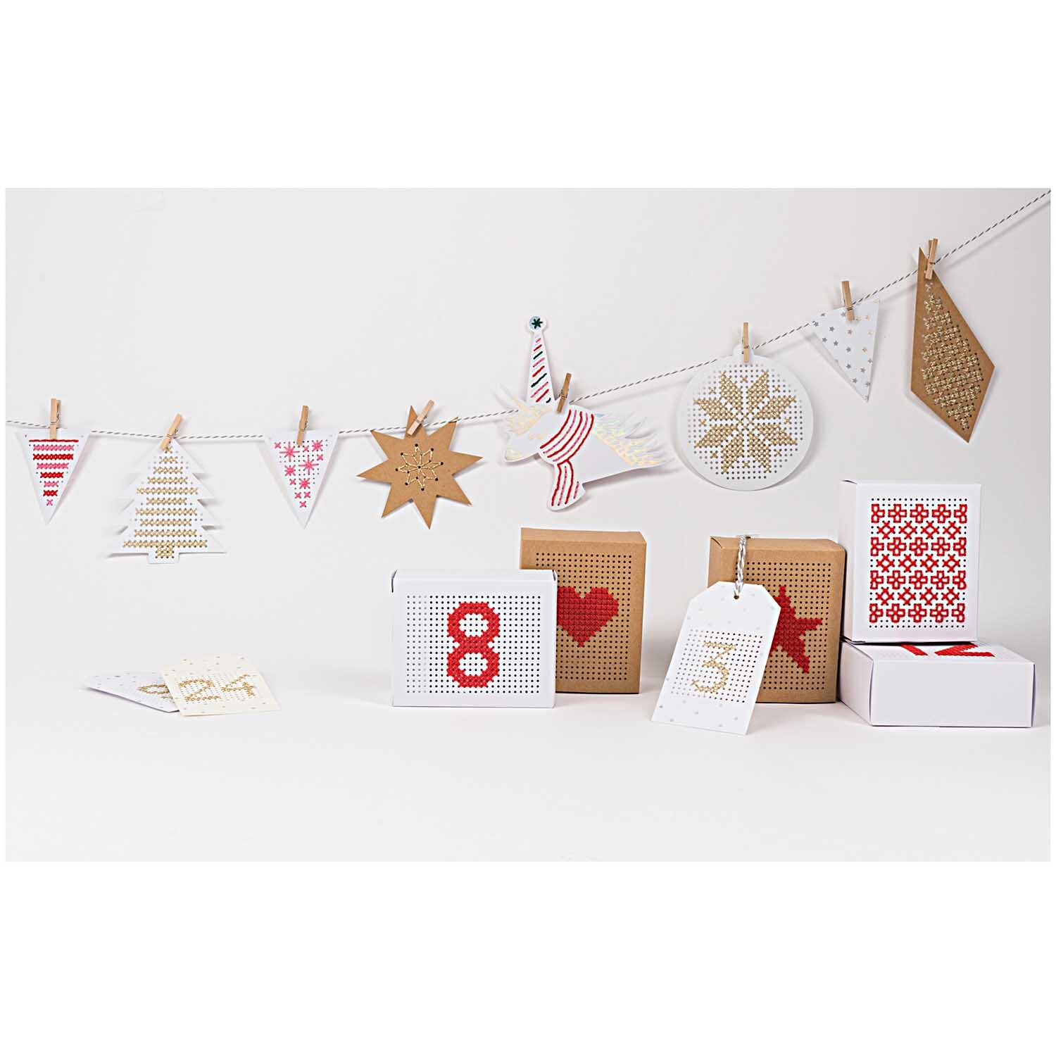 Paper Poetry Geschenkboxen zum Besticken weiß 3er Set Paper Poetry Geschenkboxen zum Besticken weiß 3er Set