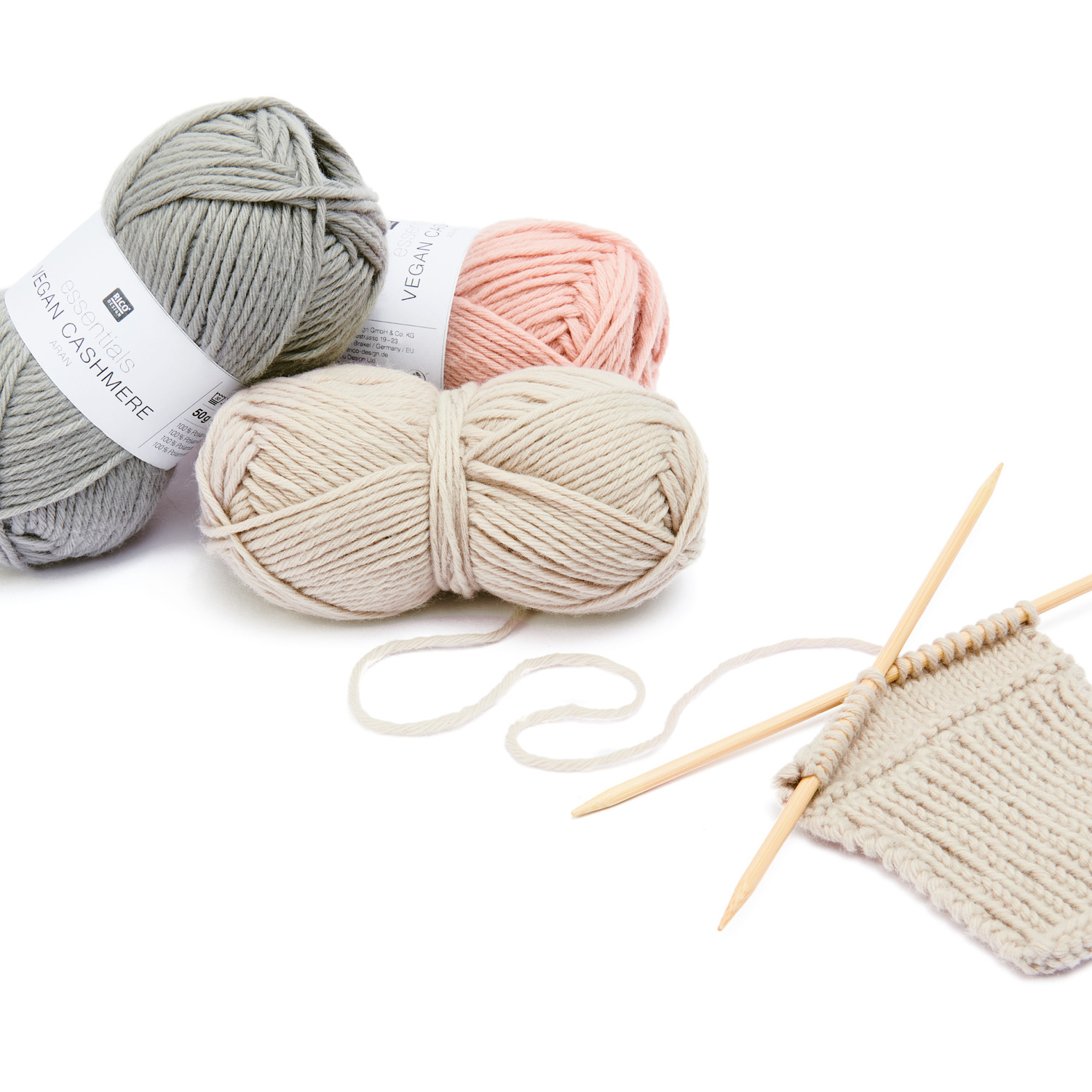 Essentials Vegan Cashmere aran Essentials Vegan Cashmere aran