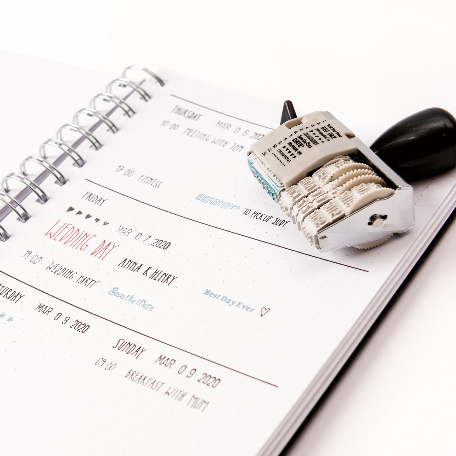 Paper Poetry Datumsstempel Notes 8x8cm von Rico Design