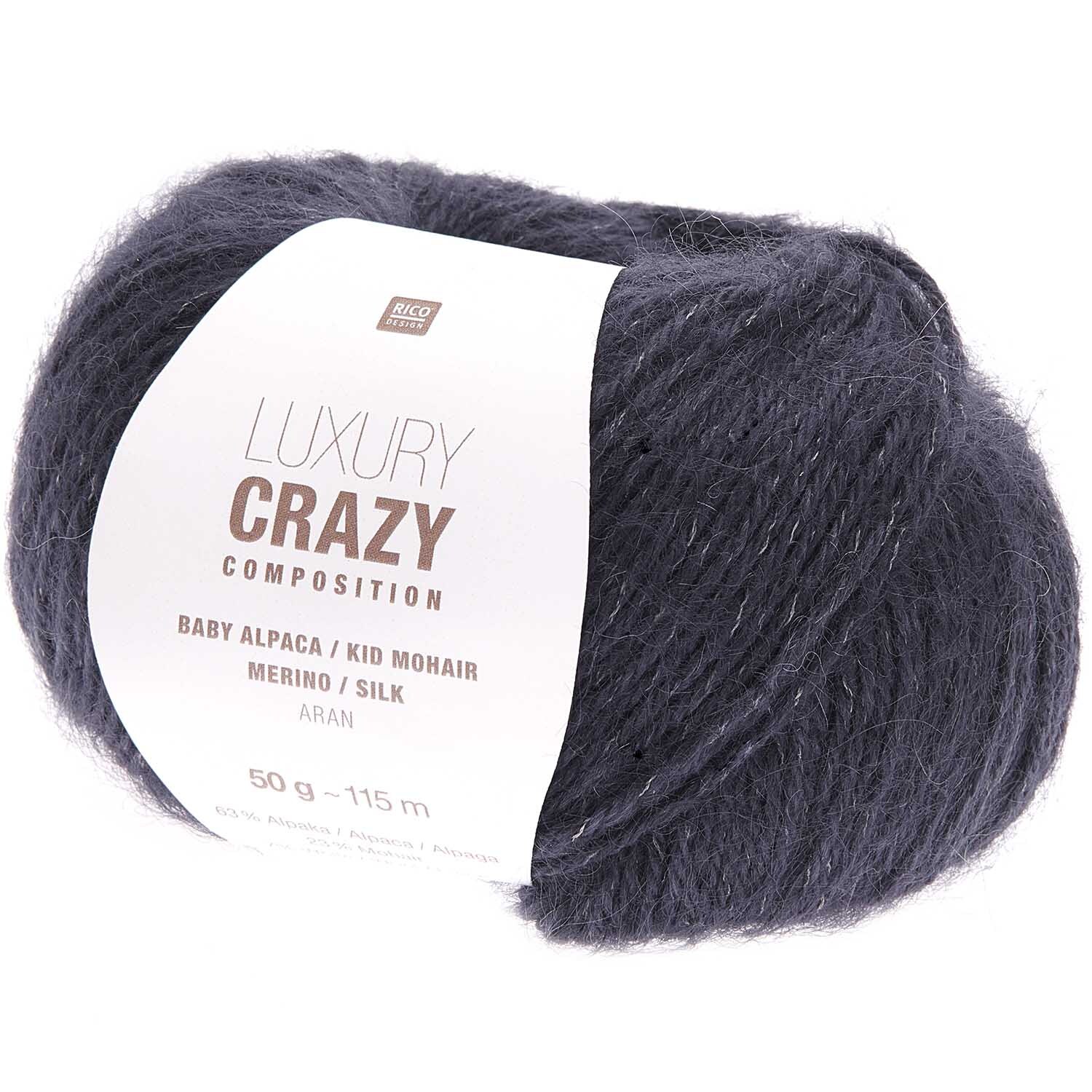 Luxury Crazy Composition aran: Weiches, marineblaues Garn von Rico Design, ideal für Strickprojekte.
