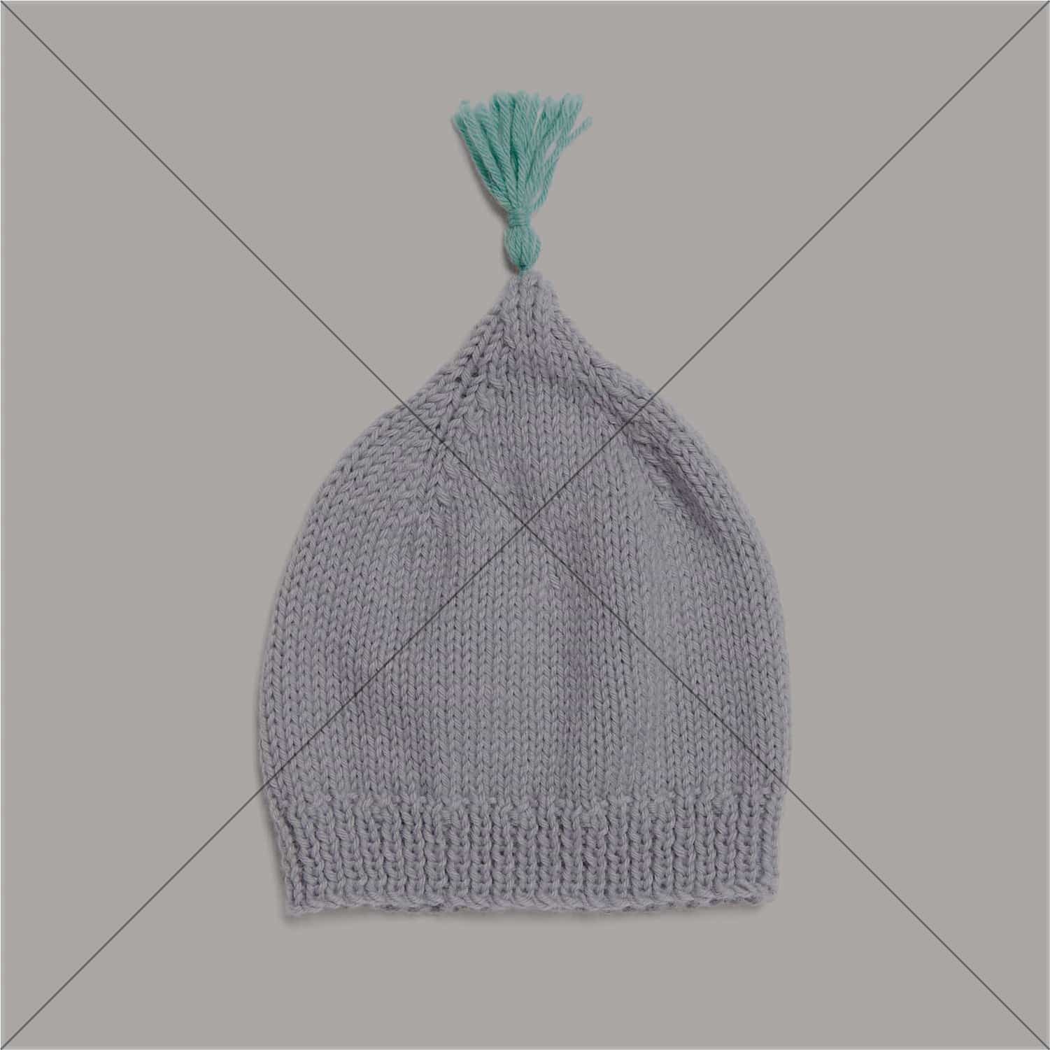 Gestrickte Babymütze Grau: Modell 16 aus dem Heft Rico Baby 038