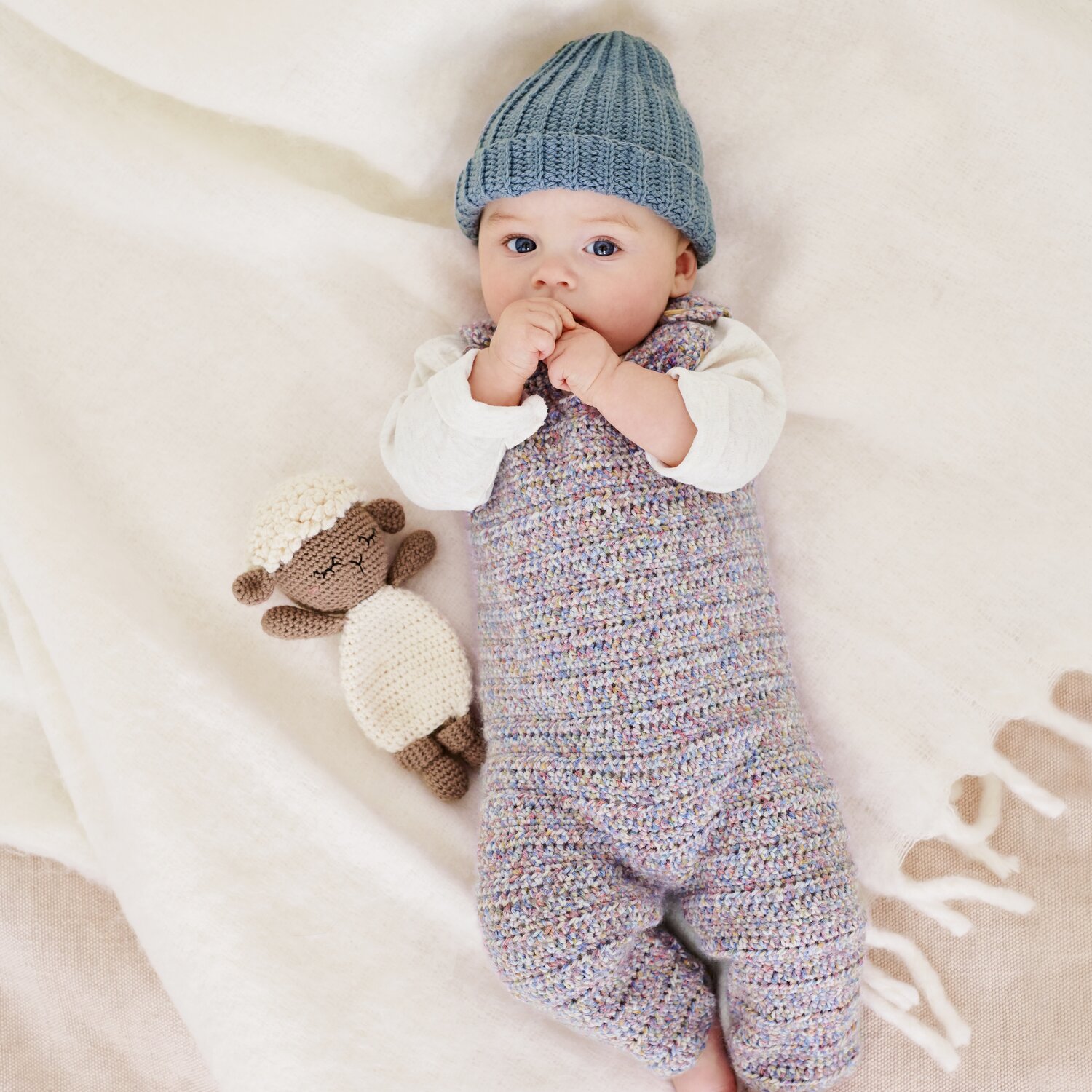 Häkelset Strampler Modell 18 aus Baby 044 von Rico Design