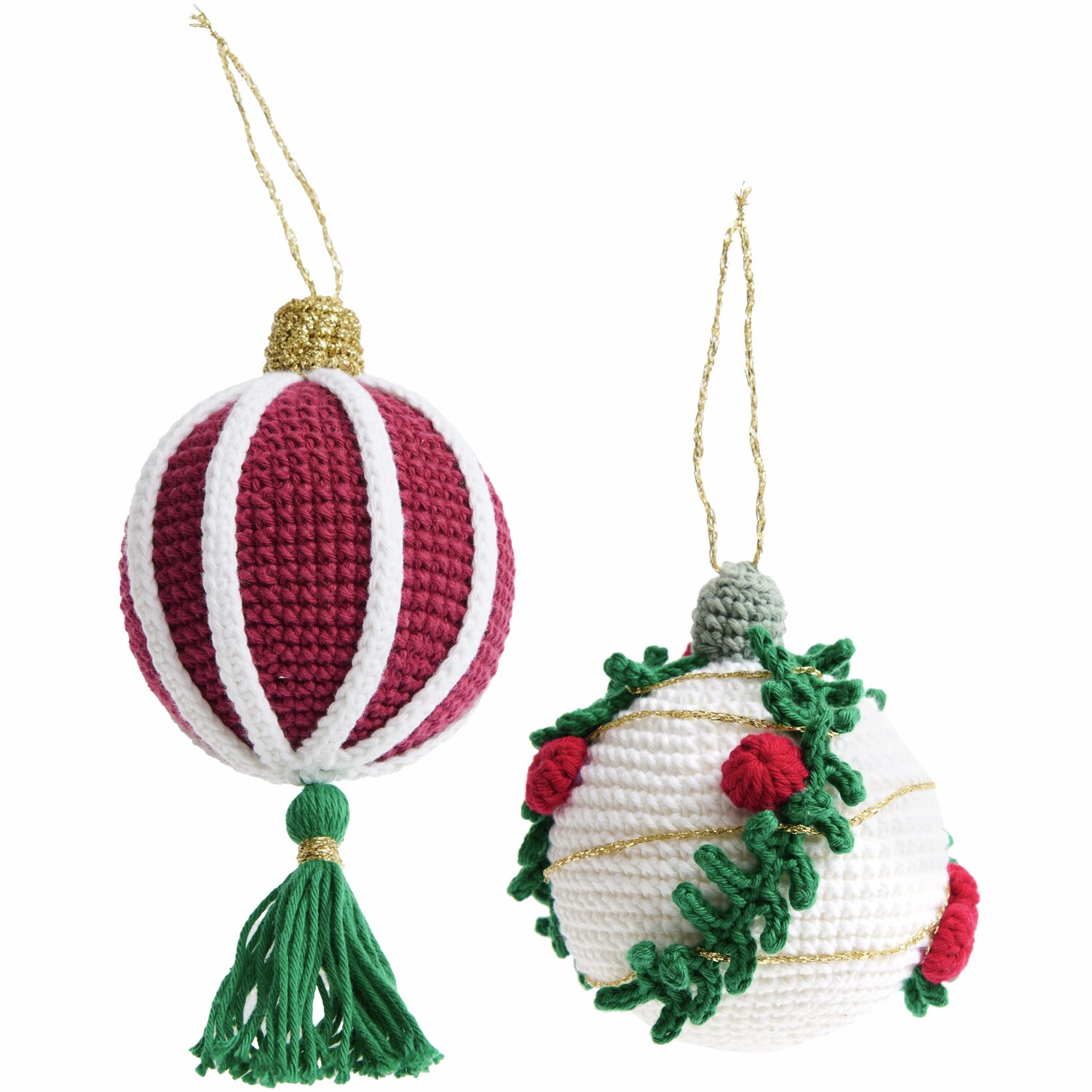 Ricorumi Häkelset Christbaumkugeln Gold: Zwei handgefertigte Kugeln in Rot und Weiß mit grünen Details. Ideal für festliche Dekorationen.
