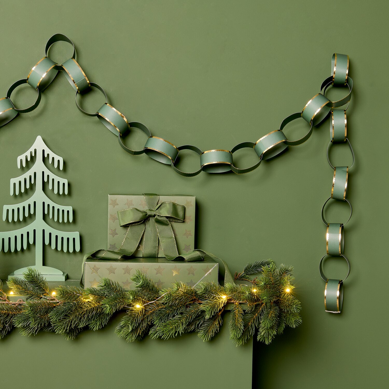DIY Kettengirlande Advent Farbe Grün/Gold von Rico Design
