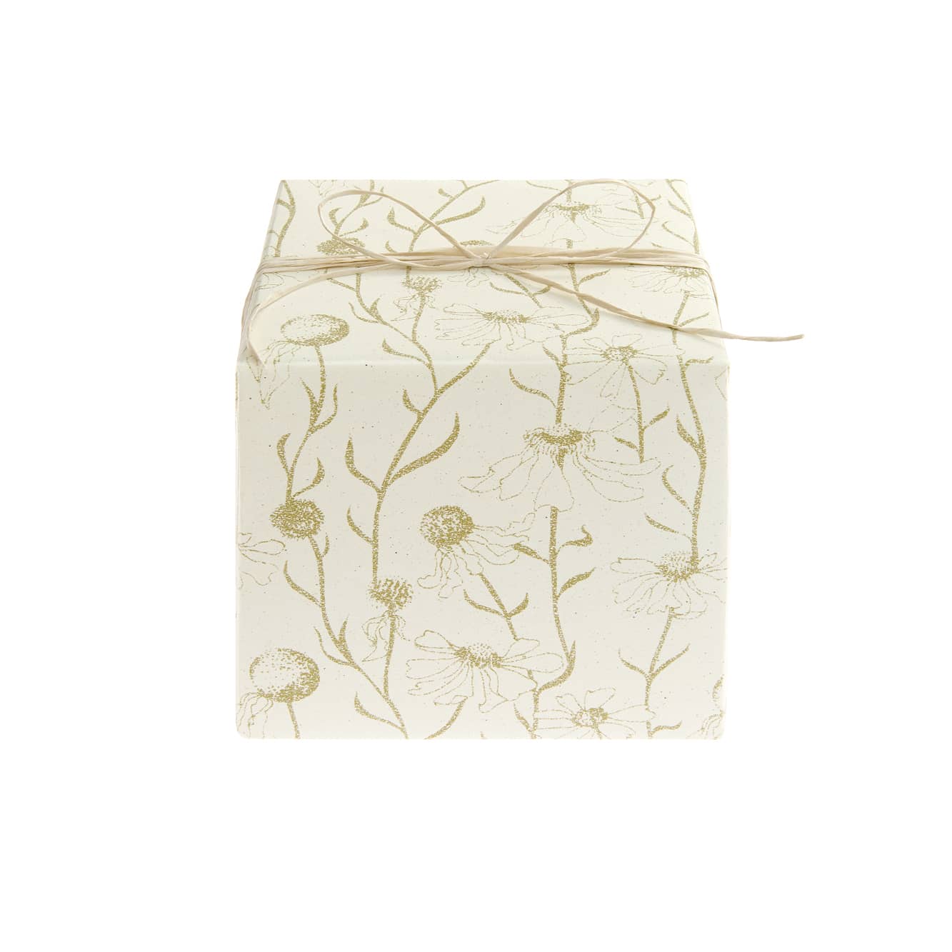 Verpacktes Geschenk mit Paper Poetry Geschenkpapier Blumen Elfenbein