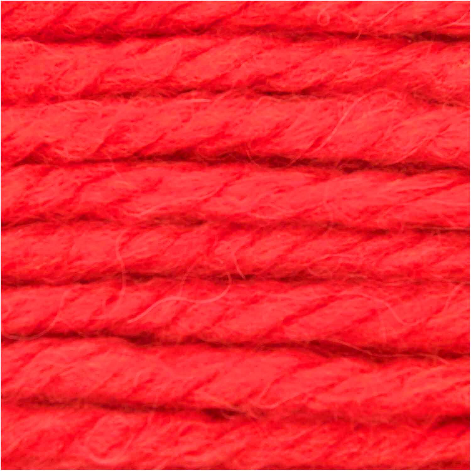 Fashion Alpaca Cozy Up! Weiches, rotes Garn von Rico Design, ideal für warme Strickprojekte.