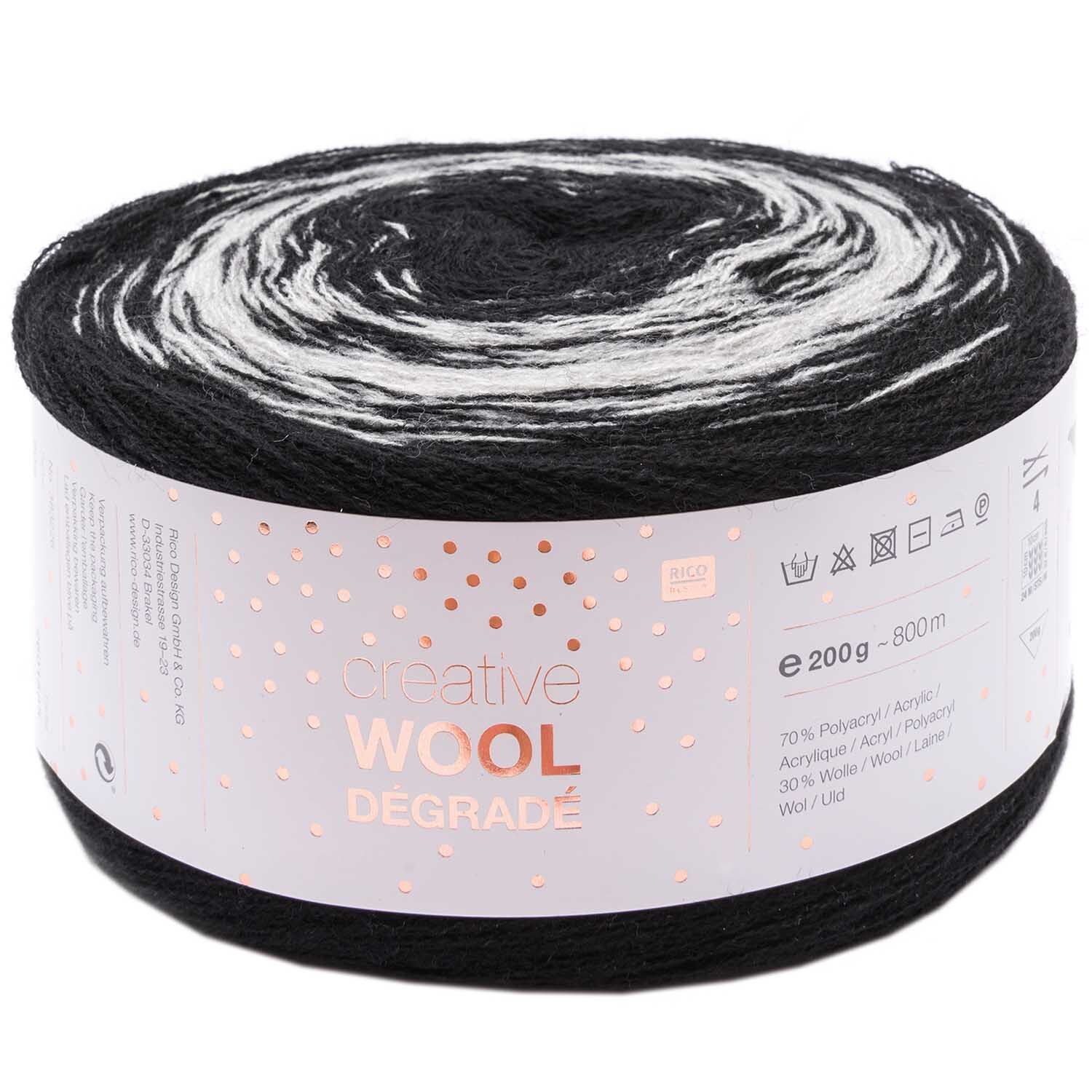Creative Wool dégradé: Ein großer Knäuel aus Schwarz-Grau von Rico Design, 200g, 800m Länge.
