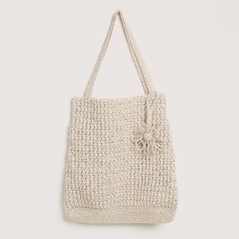 Gehäkelte Tasche in Puder: Modell 09 aus dem Heft Luxury Knits Summer Pieces
