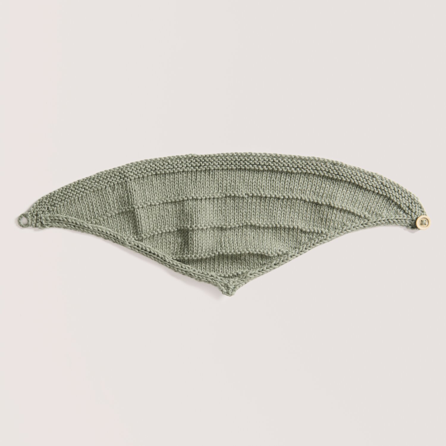 Strickset Tuch Modell 10 aus Baby 043 in Efeu. Weiches, organisches Baumwoll-Kaschmir-Garn.