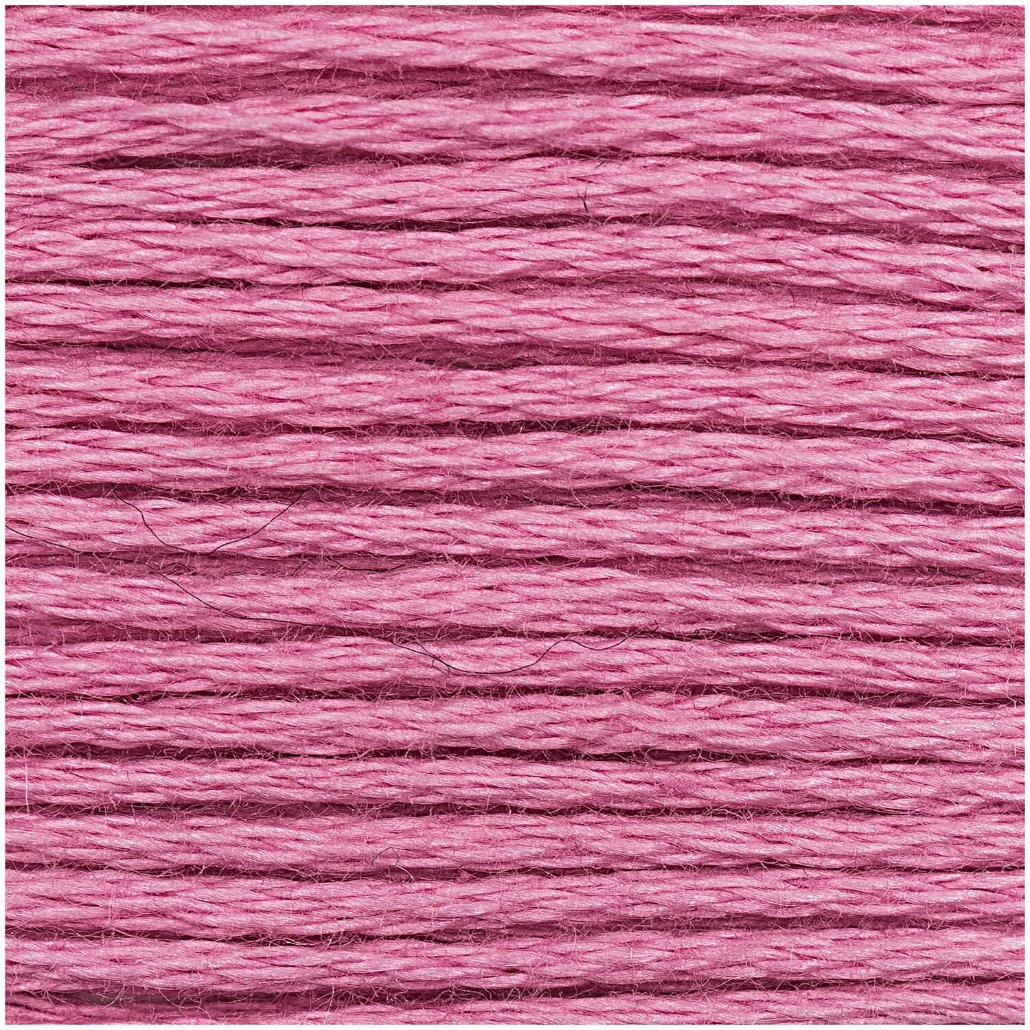 Sticktwist 8m von Rico Design in Rosa. Nahaufnahme von rosa Stickgarn, ideal für Handarbeiten.
