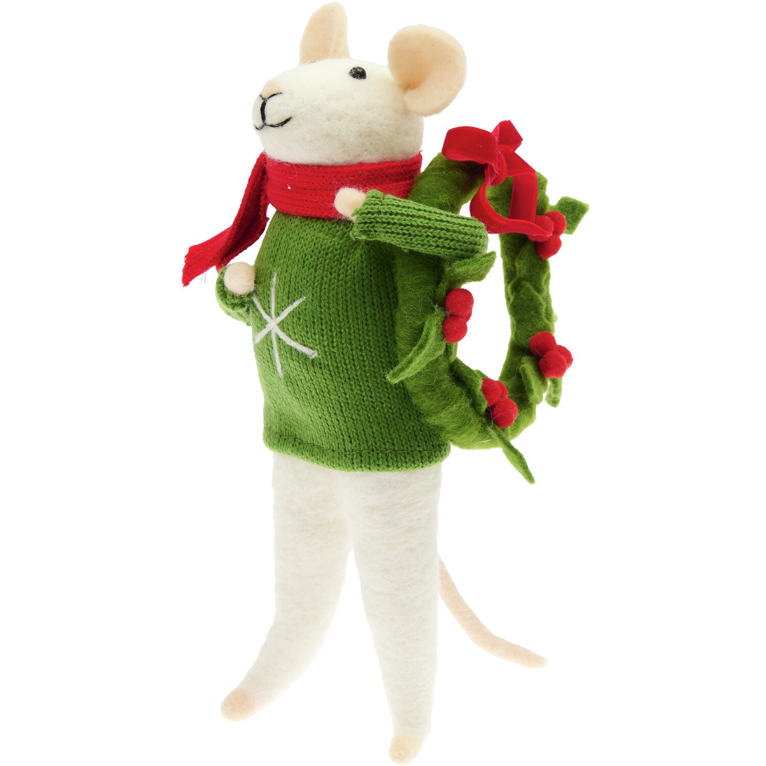 Filz-Maus mit Ilexkranz und grünem Strickpulli von Rico Design, trägt roten Schal und hält Kranz.