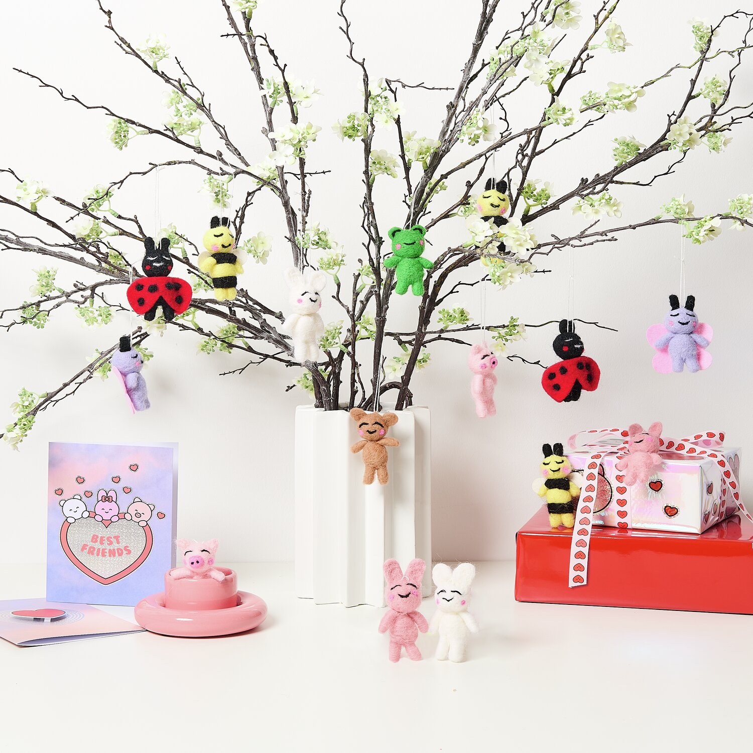 Aufhänger Filz-Schmetterling 3D Lila 7,5x6,3x2,4cm von Rico Design