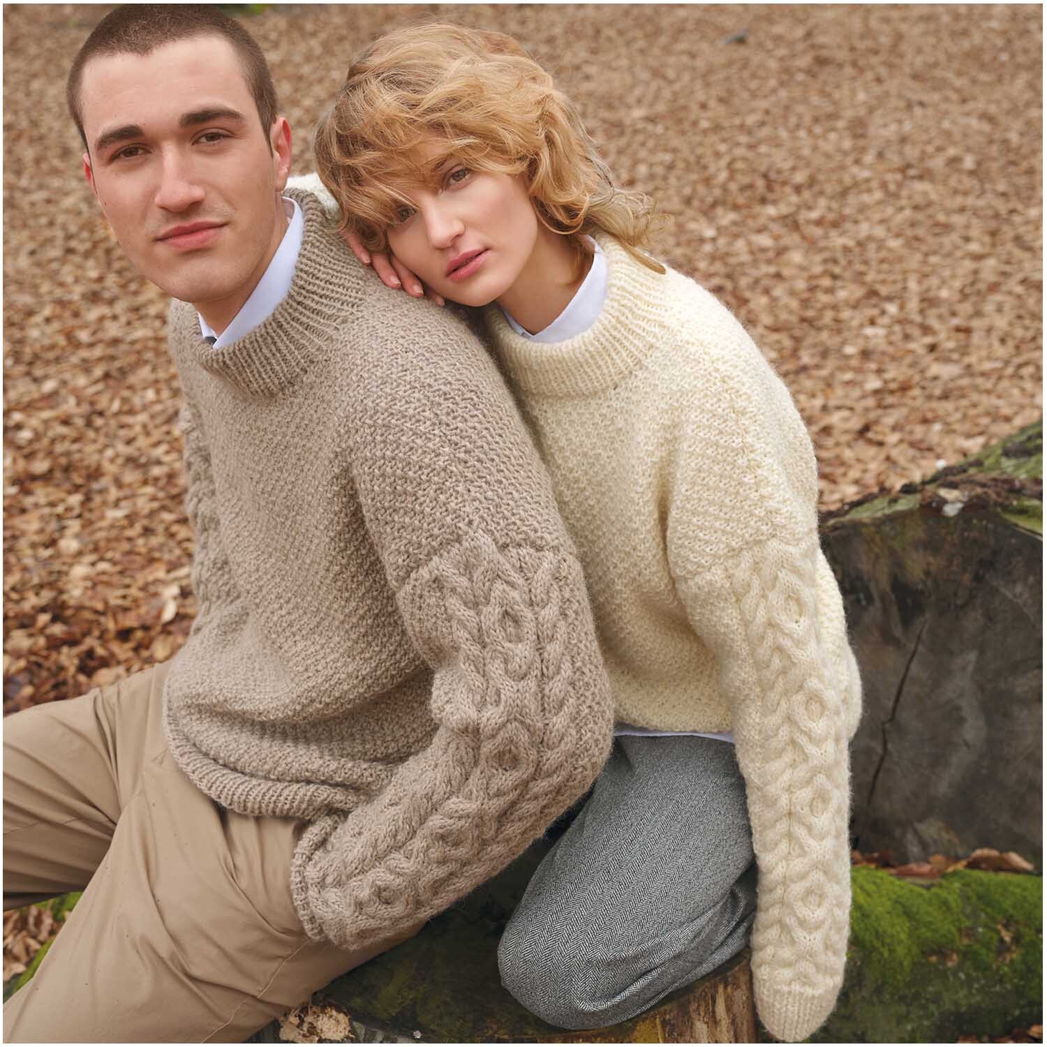 Strickset Pullover Modell 01 aus Luxury Knits Winter Special Damen Strickset Pullover Modell 01 aus Luxury Knits Winter Special Damen