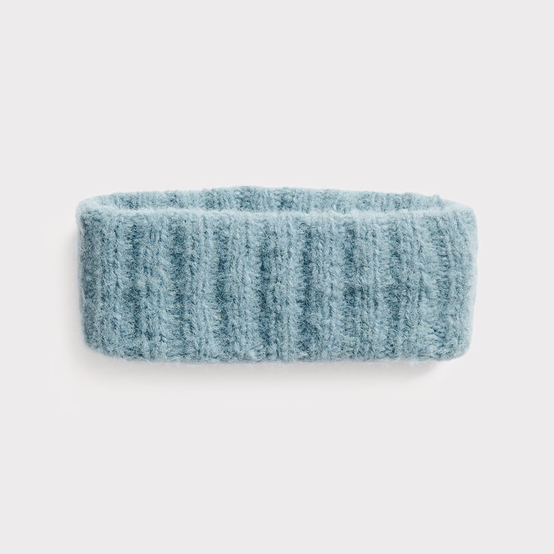 Gestricktes Stirnband in Blau: Modell 11 aus dem Heft Luxury Knits Premium Natural Fibres