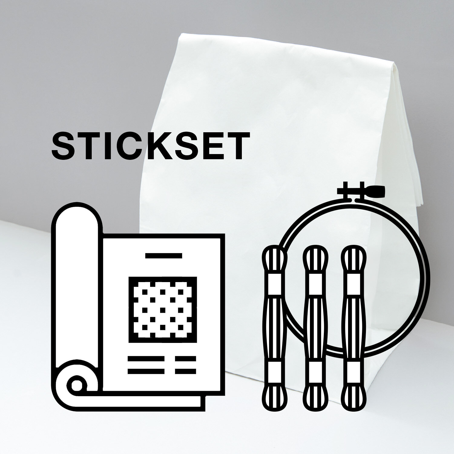 Stickset Waschhandschuh Weiß Modell 80857 aus Stickbuch 186, abgebildet mit leerem weißem Waschhandschuh, Stickgarn, Stickrahmen und Musteranleitung
