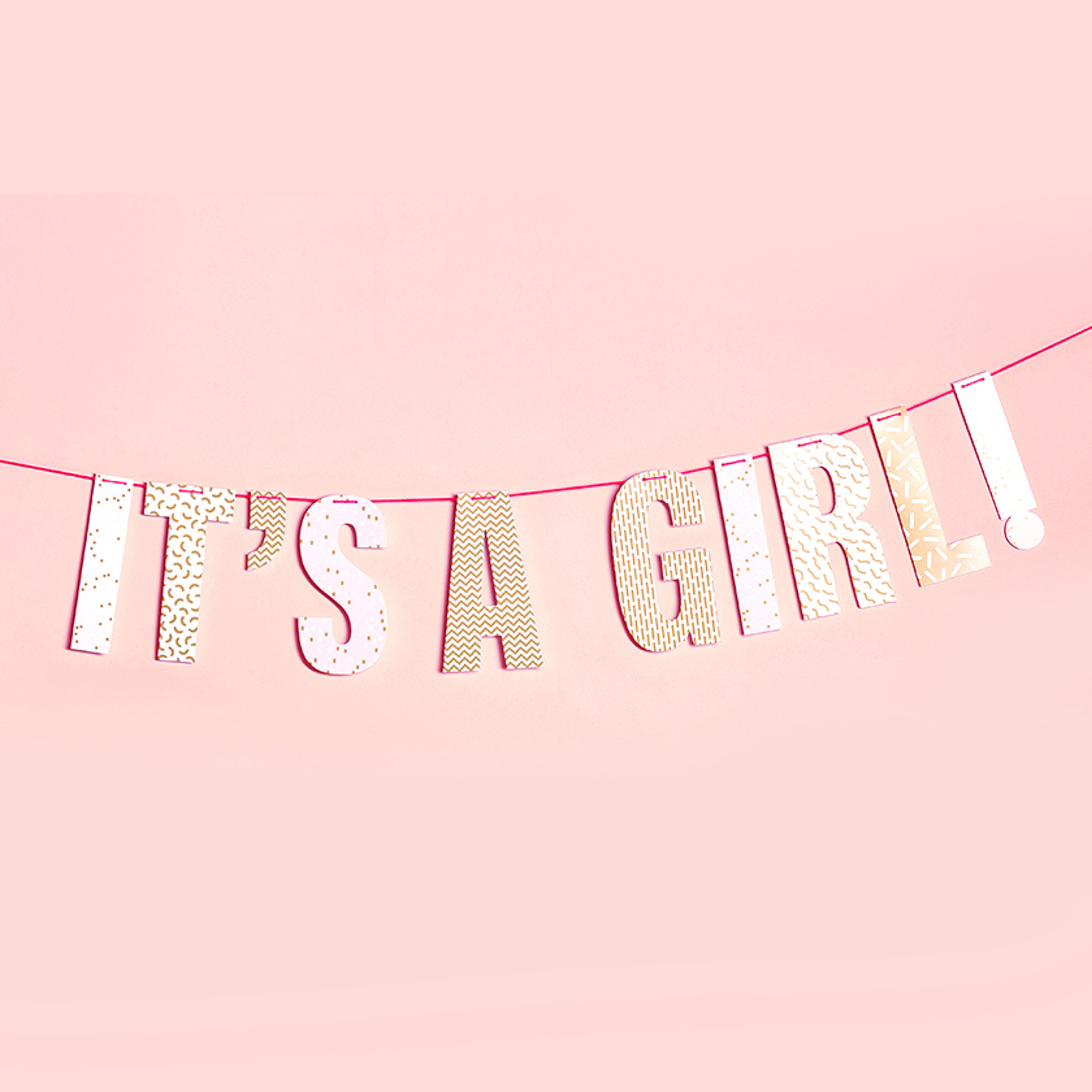 Girlande mit Text It's a girl!