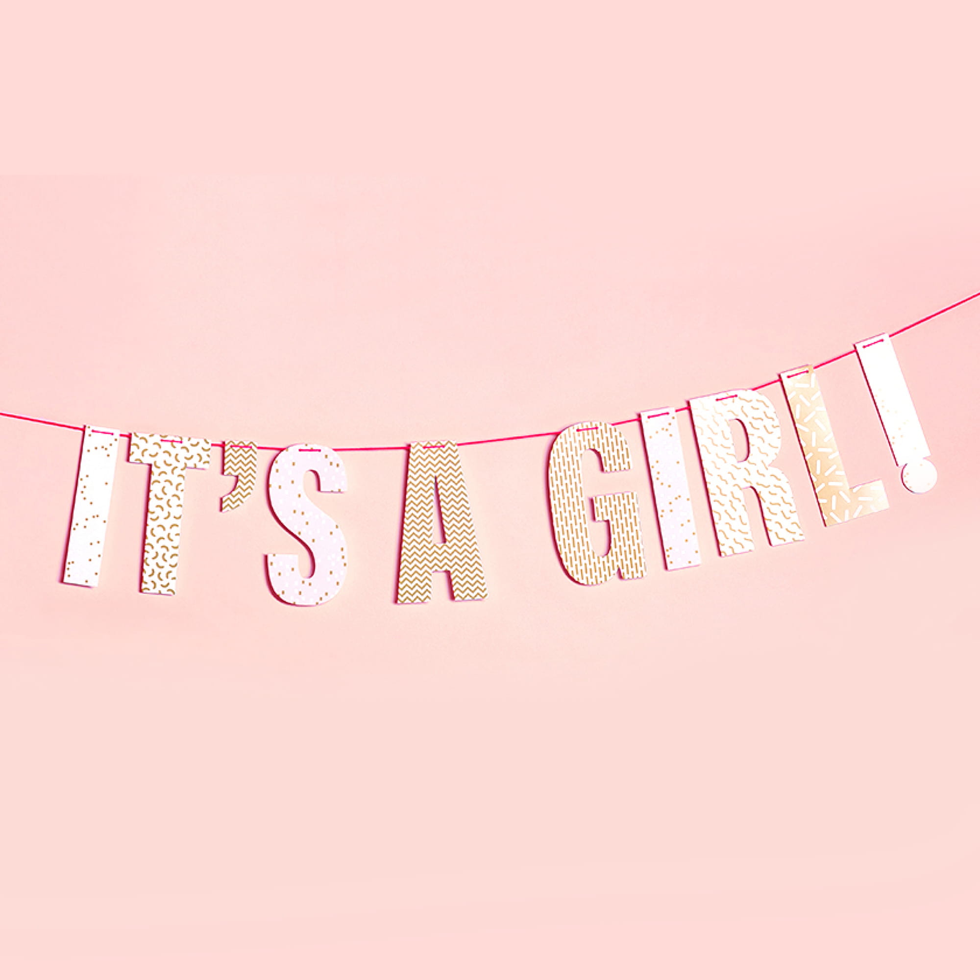 Girlande mit Text It's a girl!