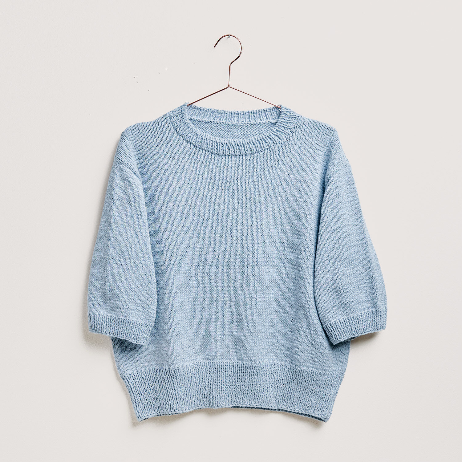 Strickanleitung Pullover aus Essentials Super Cotton dk mit Beilaufgarn von idee. Creativmarkt 