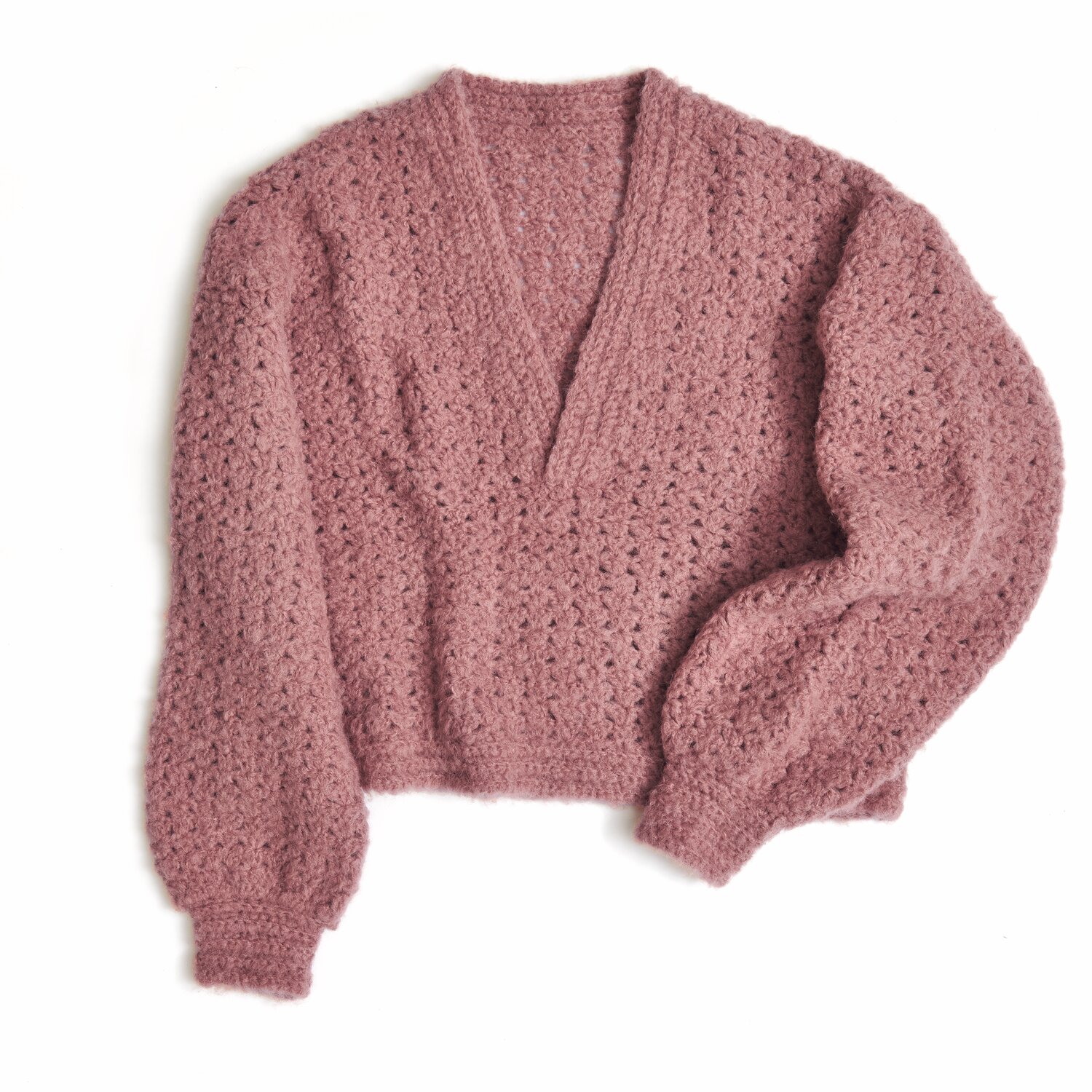 Made by Me No. 21 Herbst-Winter Sprachauswahl deutsch von Rico Design Made by Me No. 21 Herbst-Winter Pullover in Beere, gestrickt aus weicher Wolle, ideal für kühle Tage. Fashion Light Luxury von Rico Design.