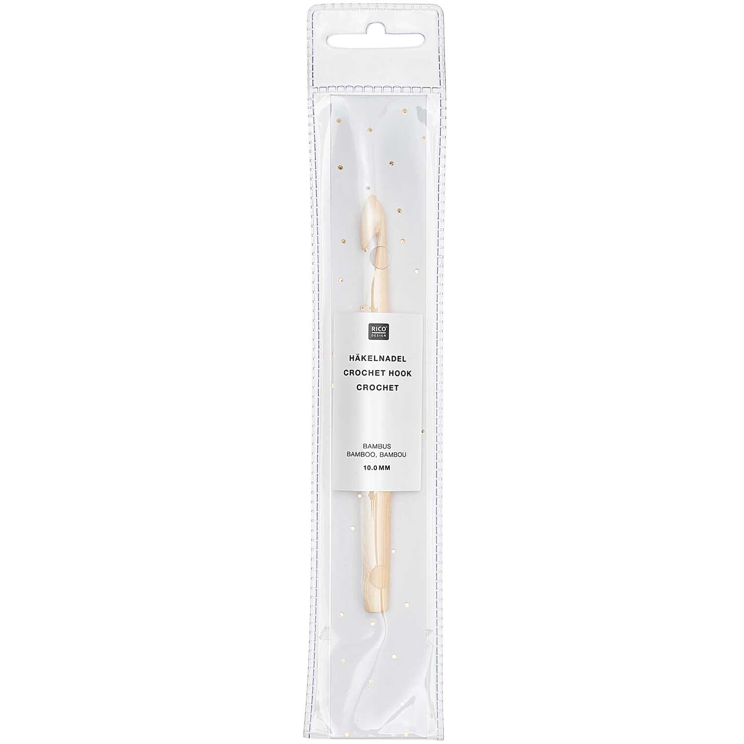 Häkelnadel Bambus von Rico Design in einer transparenten Verpackung, ideal für Handarbeitsprojekte.