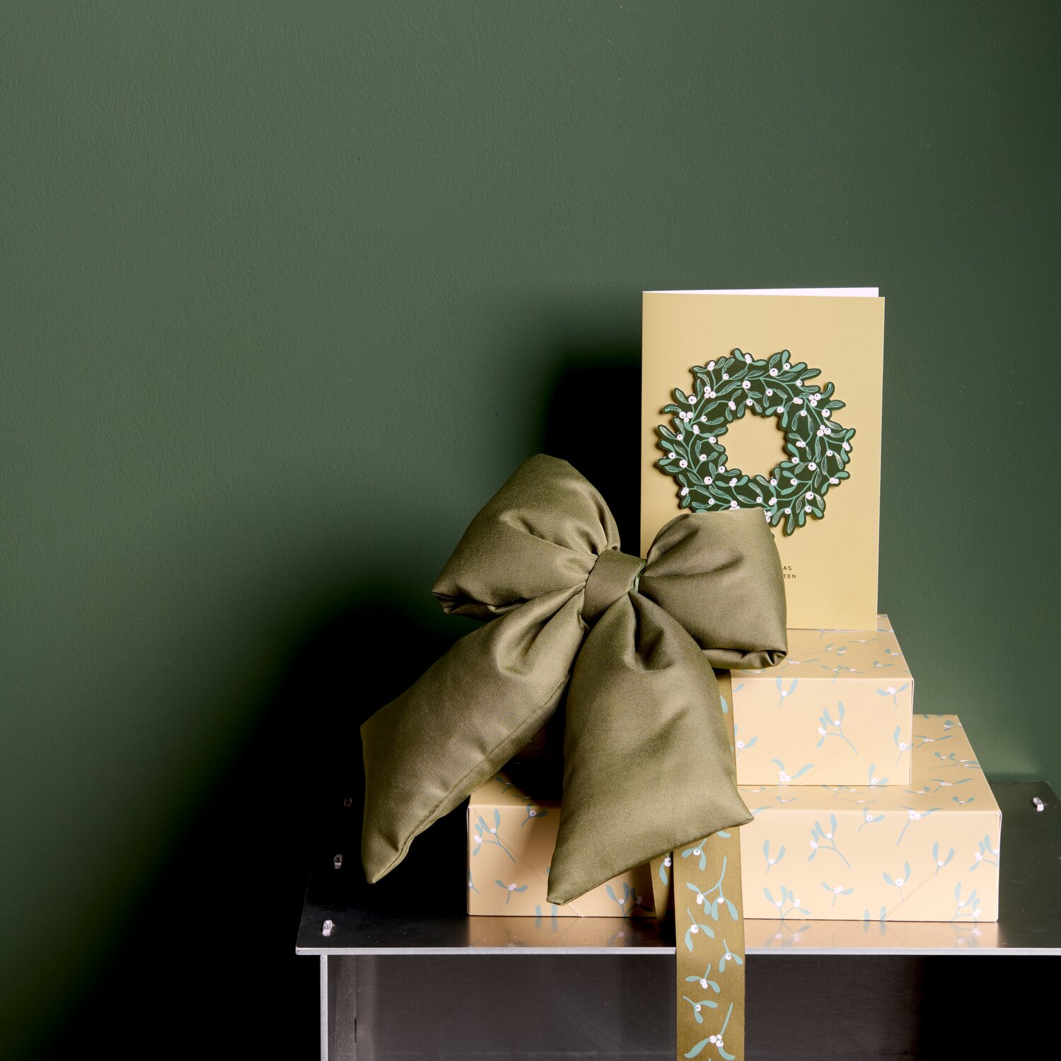 Weihnachtsschleife 23x30x6cm Farbe Grün von Rico Design