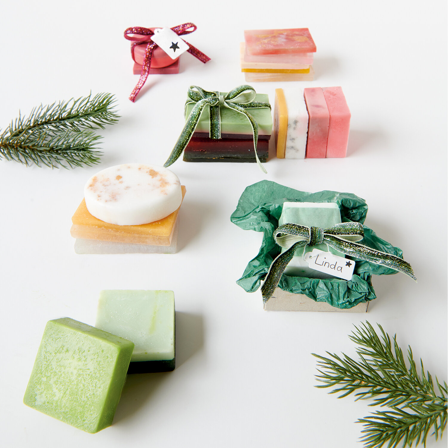 Anleitung Seife gießen und weihnachtlich verpacken von Rico Design