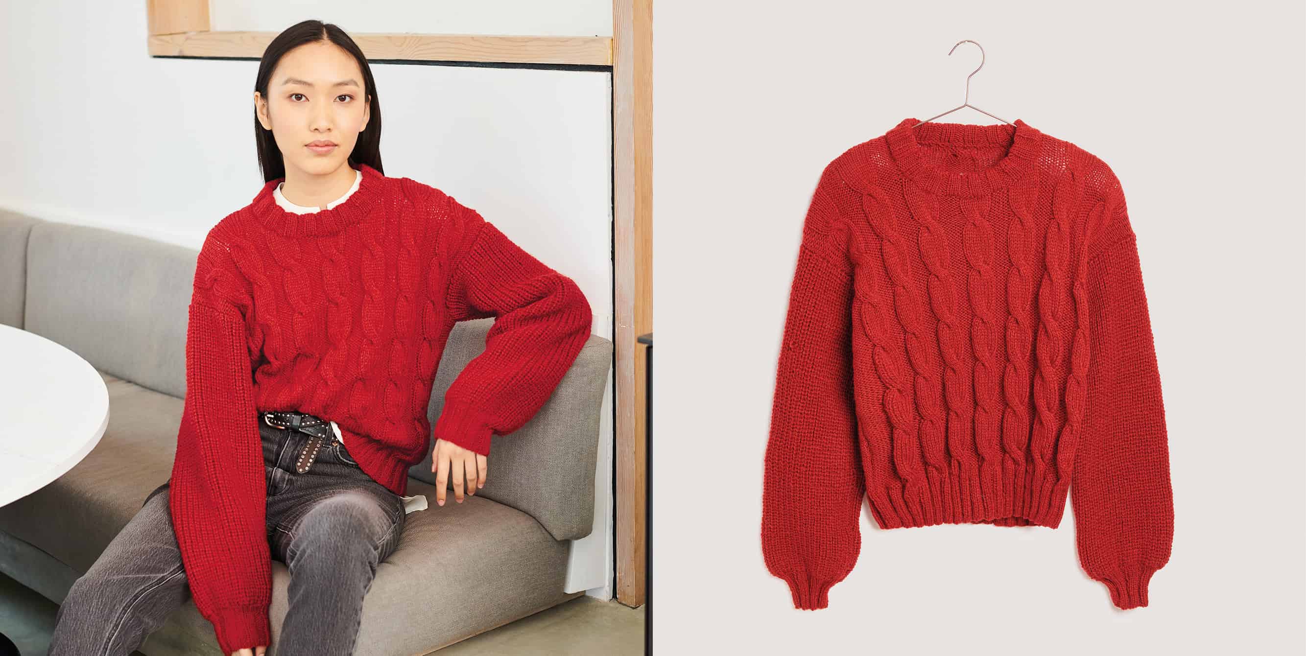 Gestrickter Pullover in Rot Modell 23 aus Lovewool No. 19 getragen am Model und auf einem Kleiderbügel