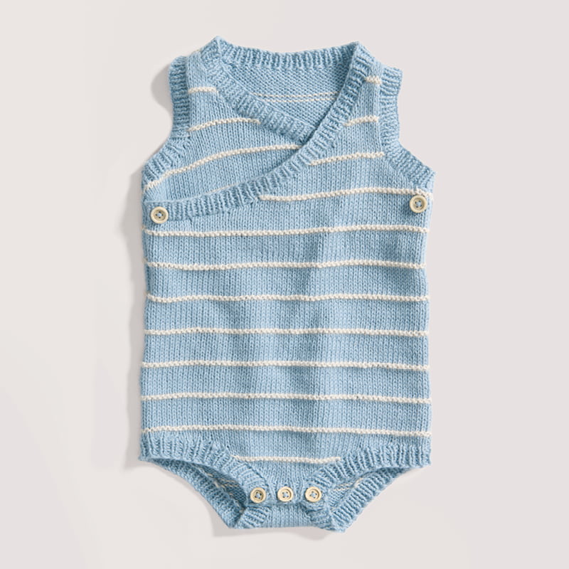 Gestrickter Strampler: Modell 11 aus dem Heft Rico Baby 043