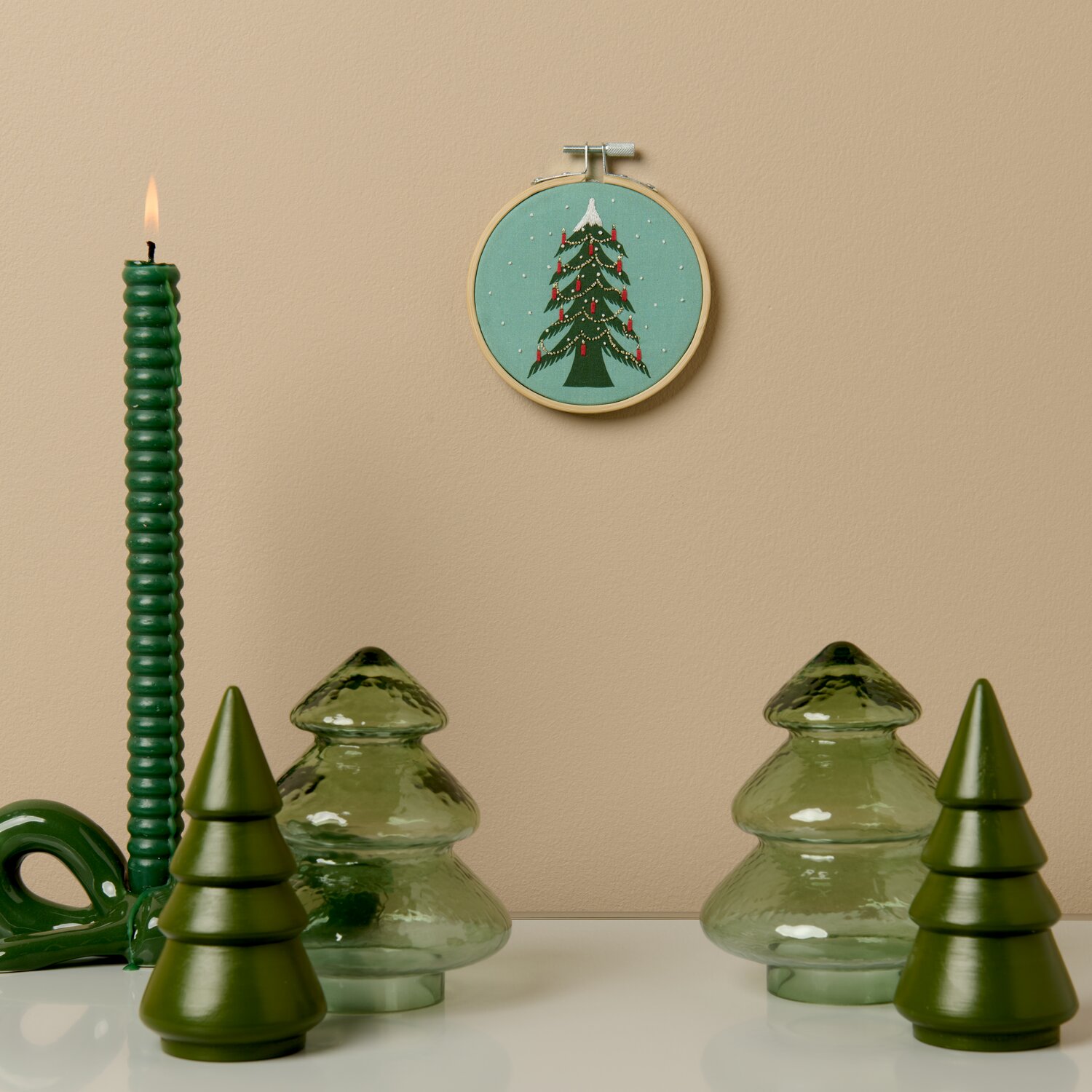 Stickpackung vorgezeichnet Weihnachtsbaum Ø10cm von Rico Design