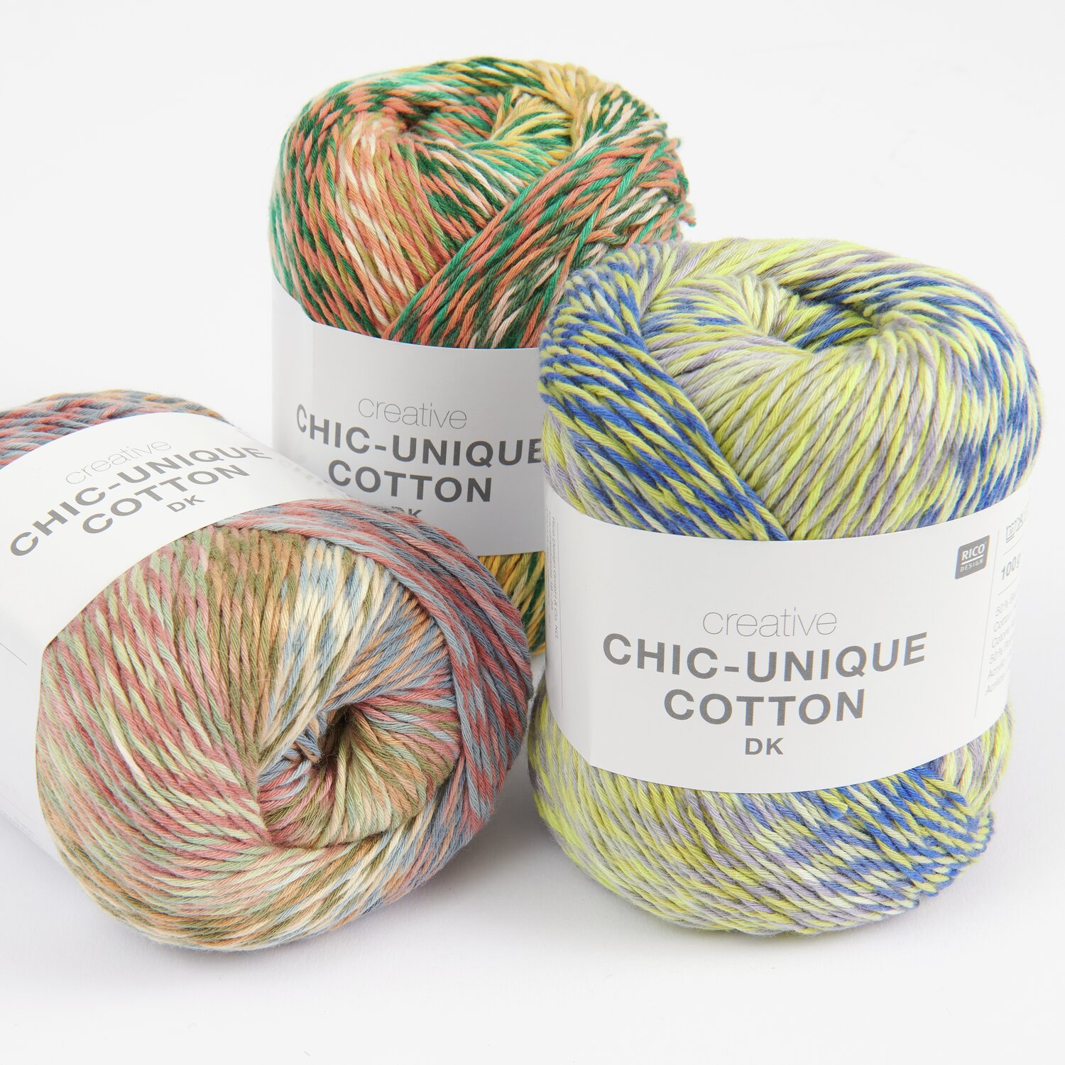 Creative Chic-Unique Cotton dk, bunte Strickgarne von Rico Design, 100g 240m, ideal für kreative Projekte.