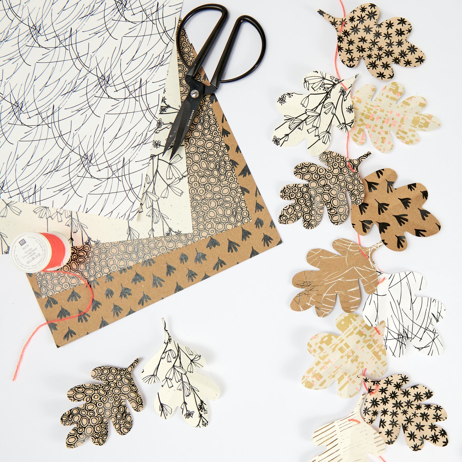 Paper Poetry Motivpapierblock In the Meadow 21 Blatt A4 von Rico Design