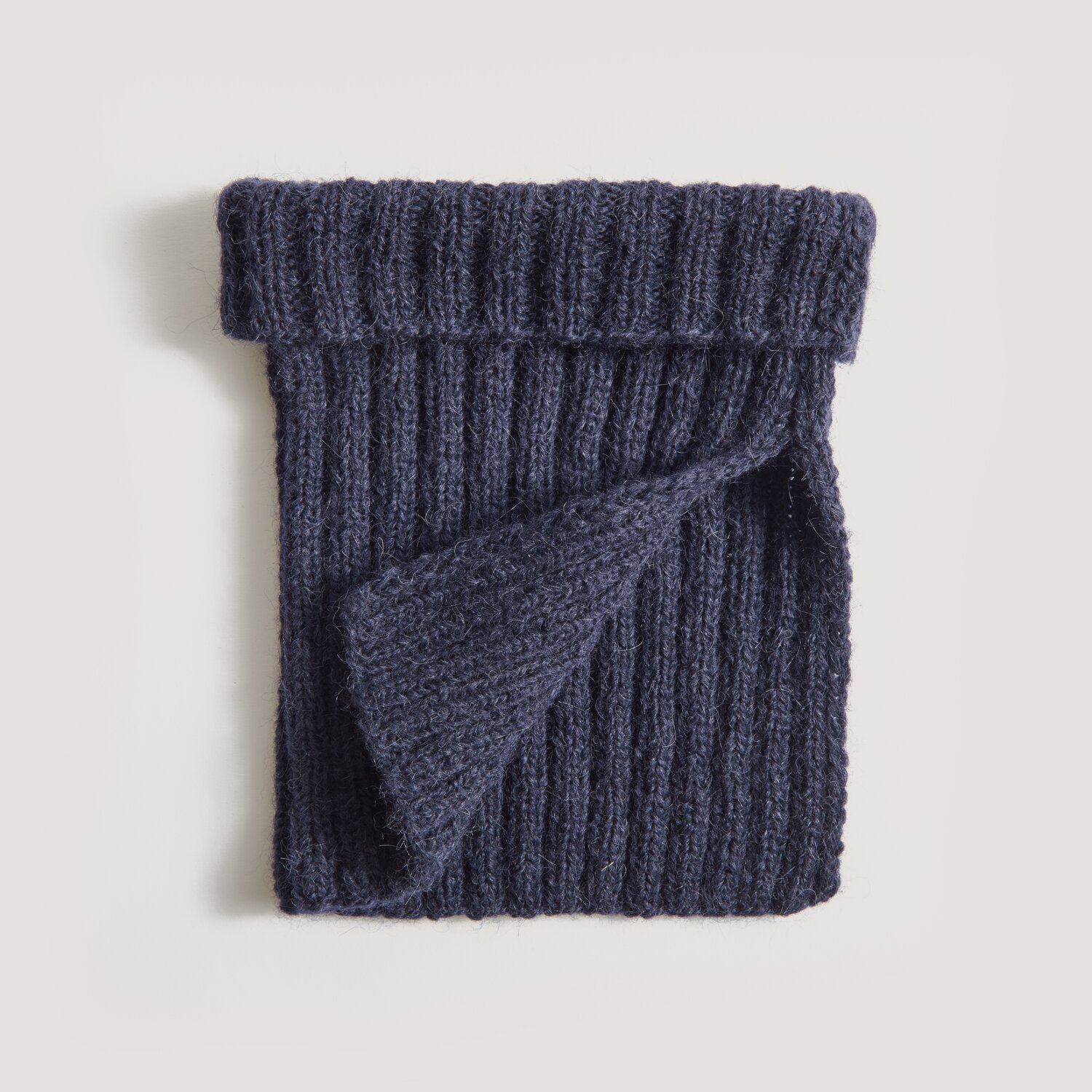 Strickset Kragen Modell 14 aus Made by Me Men No. 3 in Marine, gestrickt aus Rico Luxury Alpaca Superfine aran.