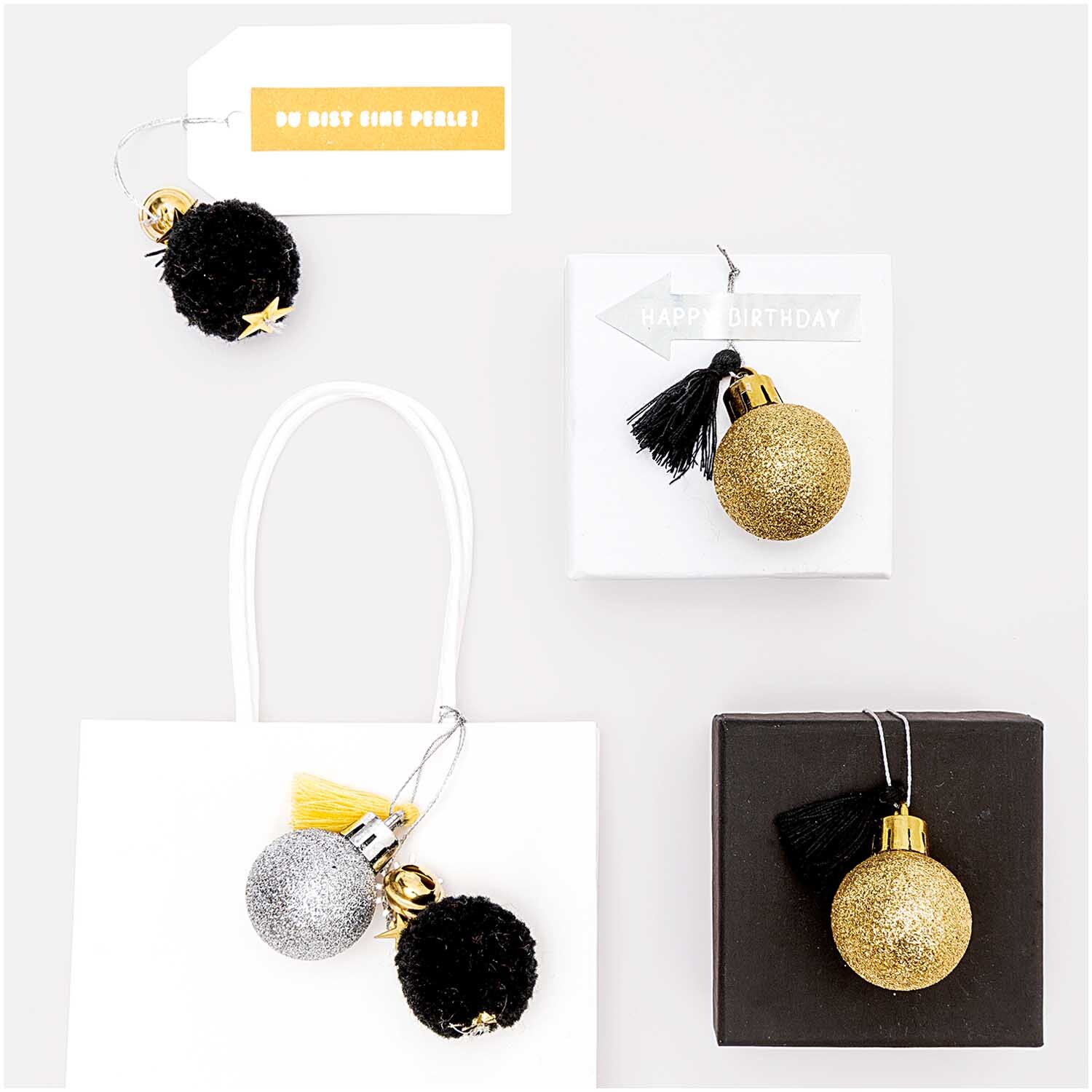 Pompon- und Kugel-Anhänger gold-silber 6 Stück Pompon- und Kugel-Anhänger gold-silber 6 Stück