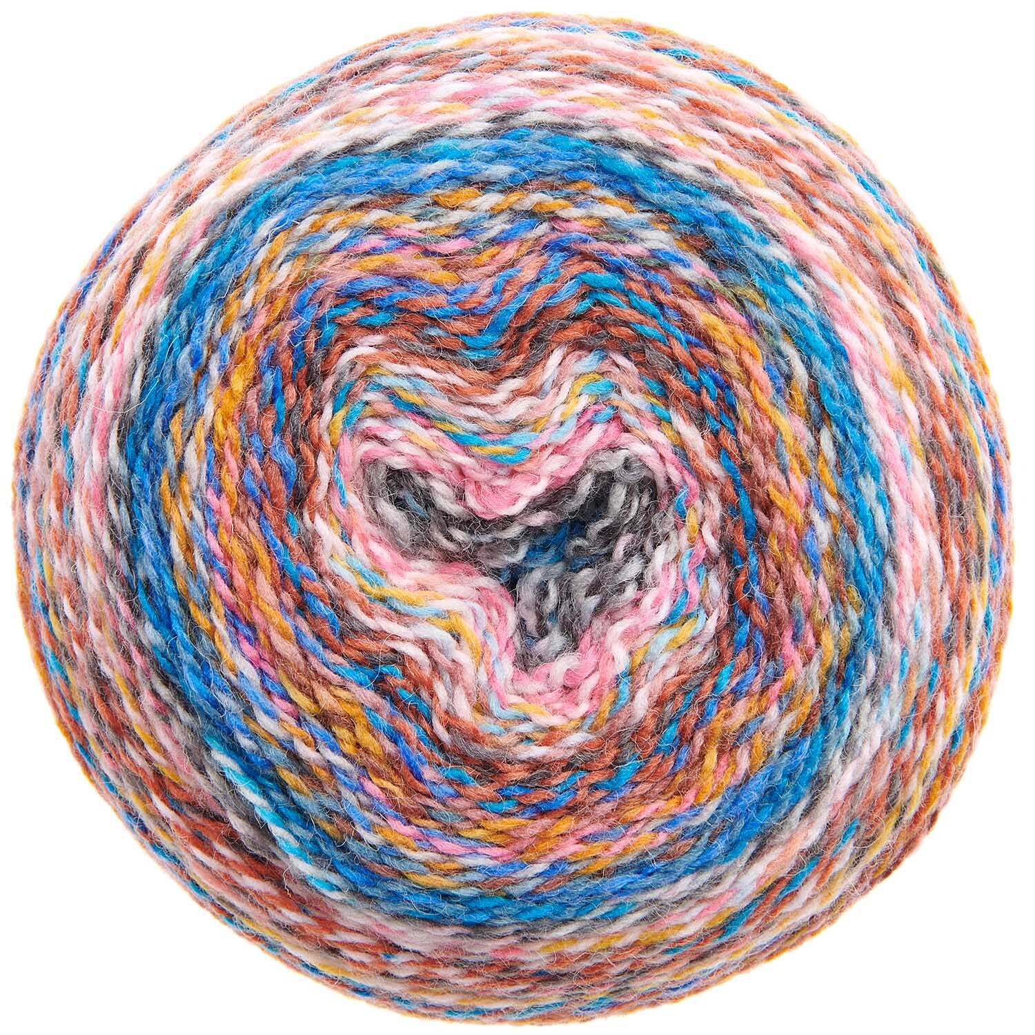 Creative Chic-Unique dk: Bunter Wollknäuel von Rico Design, ideal für kreative Strickprojekte.