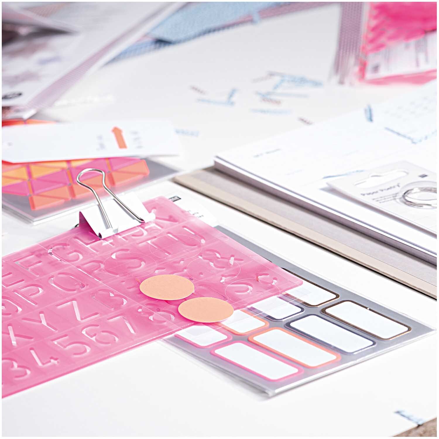 Paper Poetry OfficeSticker Dreiecke rot-orange-pink 4 Bogen Paper Poetry OfficeSticker Dreiecke rot-orange-pink 4 Bogen