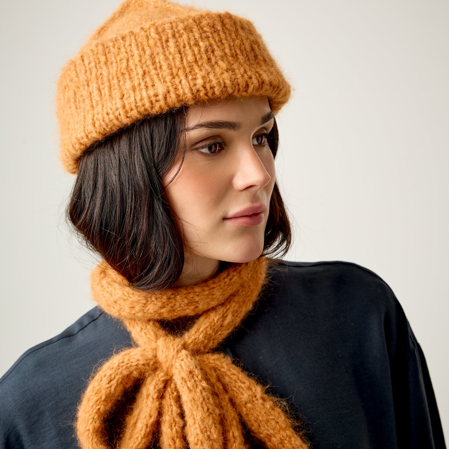 Strickset Mütze 13 aus Luxury Knits Little Pieces von Rico Design