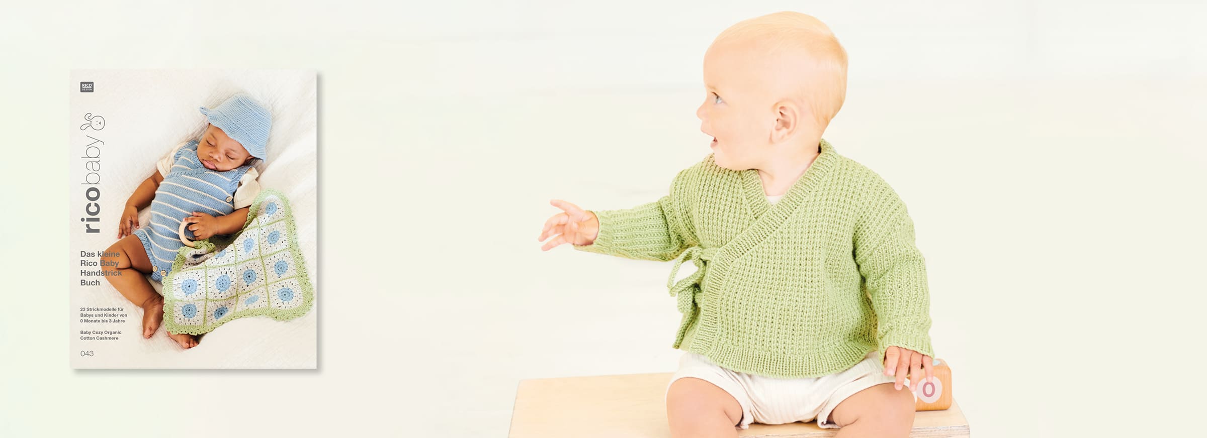 Kleinkind trägt gestrickte Jacke Modell 14 aus Rico Baby 043. Daneben ein Cover des Strickhefts Rico Baby 43.